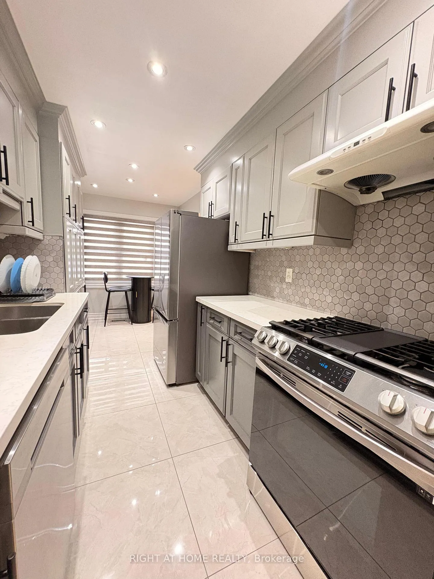 Photo 8 of 58 Teddington Crescent, Whitby, Pringle Creek — HOMEH