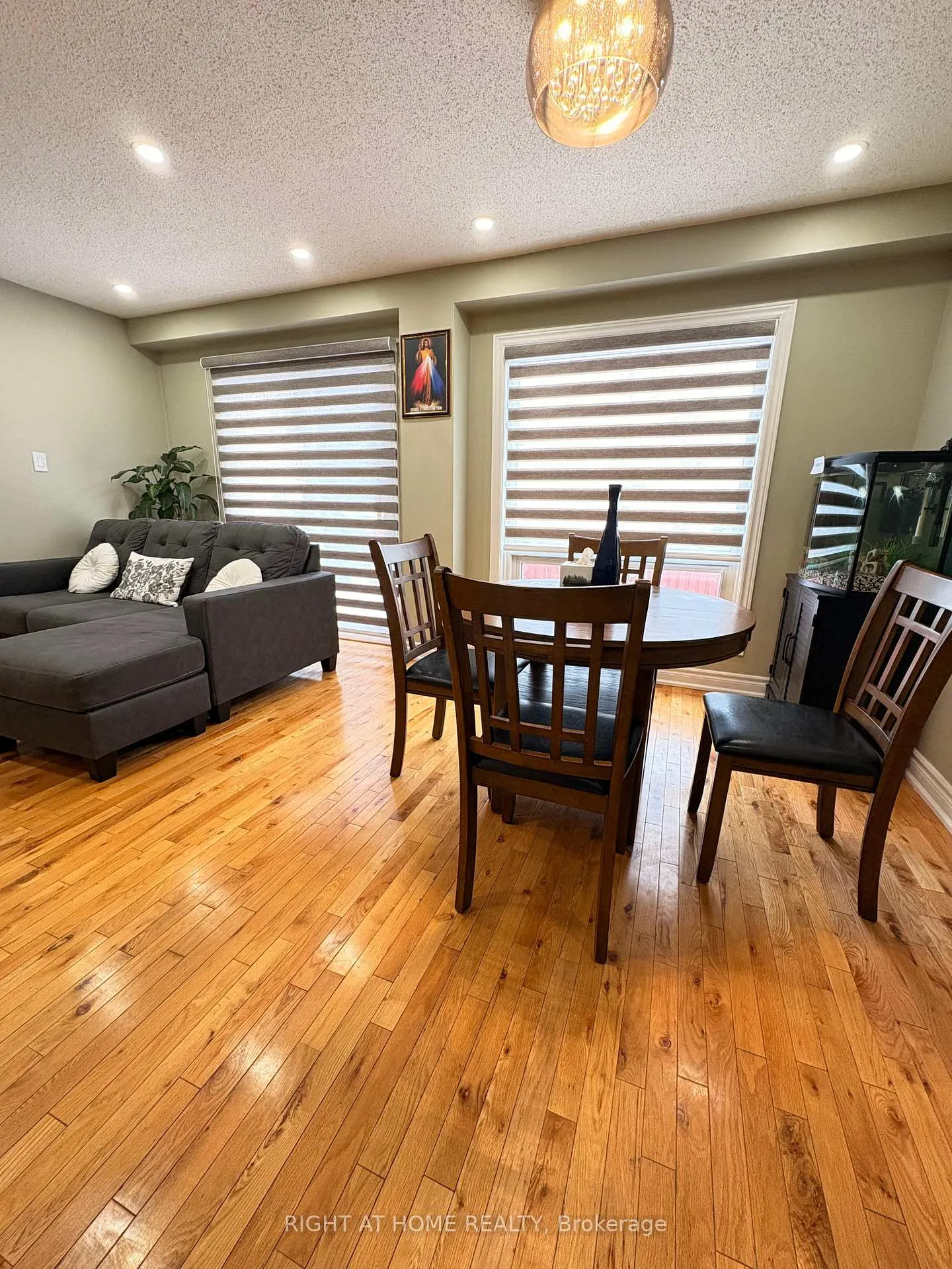Photo 11 of 58 Teddington Crescent, Whitby, Pringle Creek — HOMEH