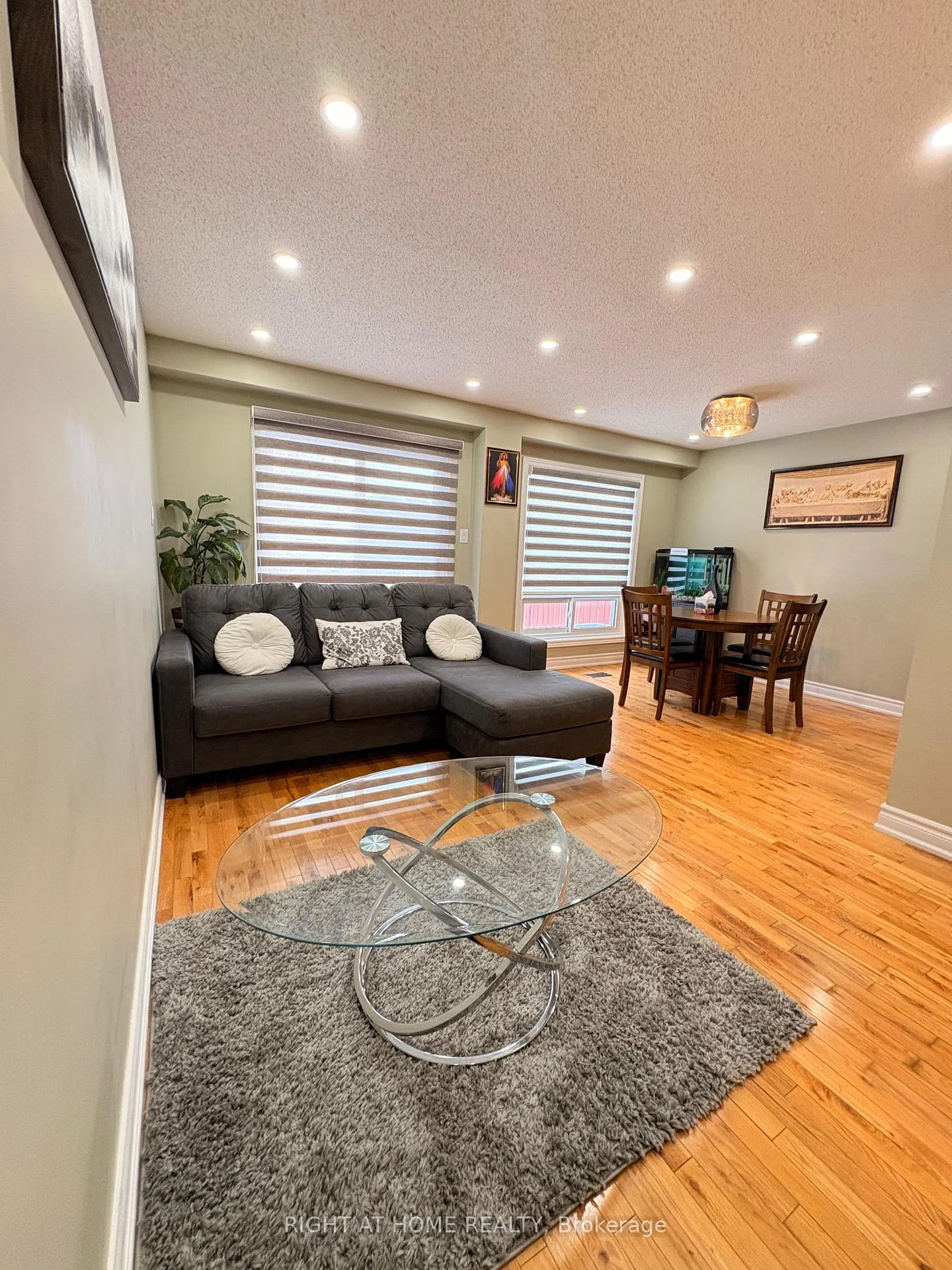 Photo 12 of 58 Teddington Crescent, Whitby, Pringle Creek — HOMEH