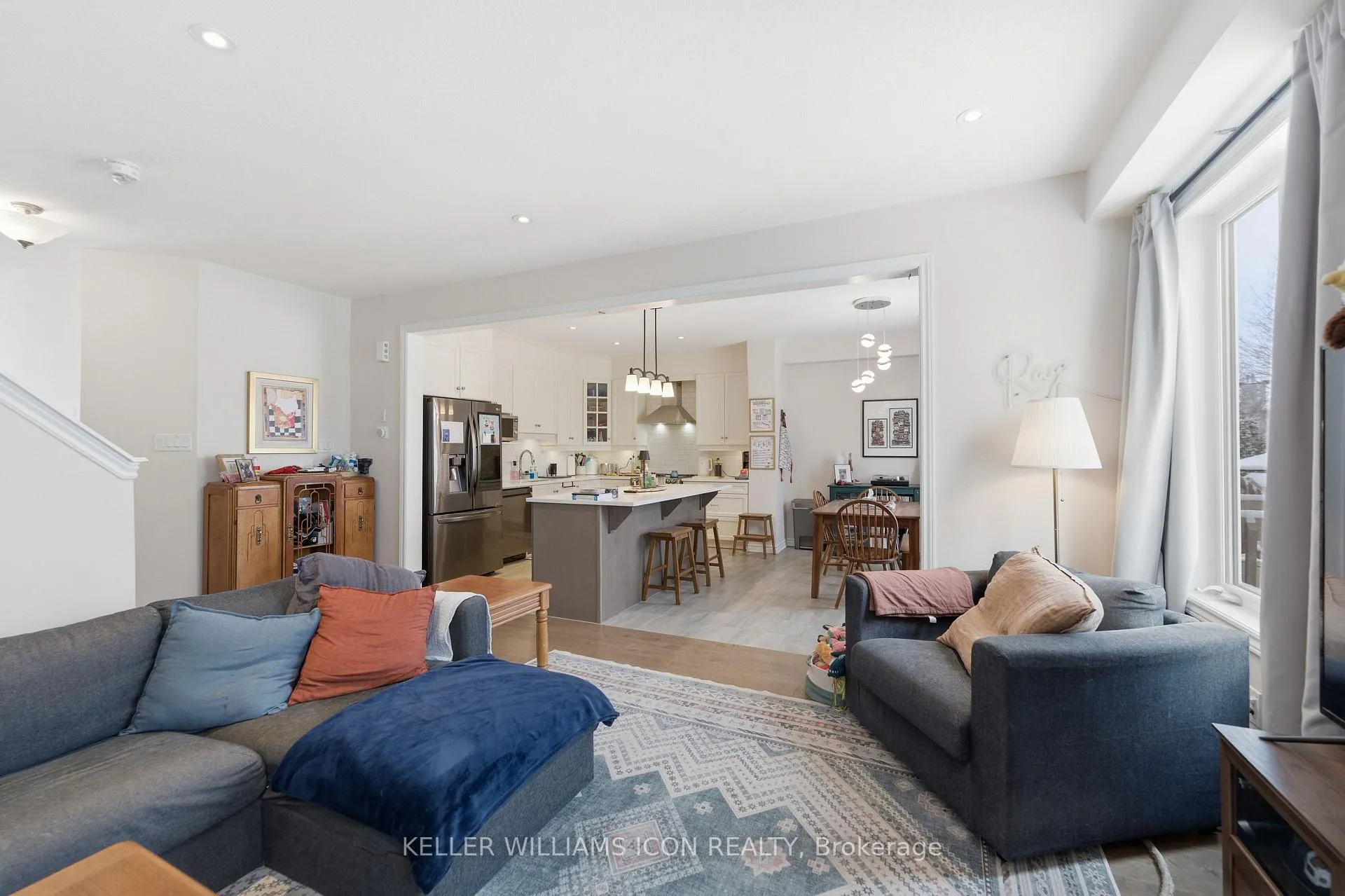 Photo 13 of 132 Asper Trail Circle, Ottawa, Kanata - Emerald Meadows/Trailwest — HOMEH