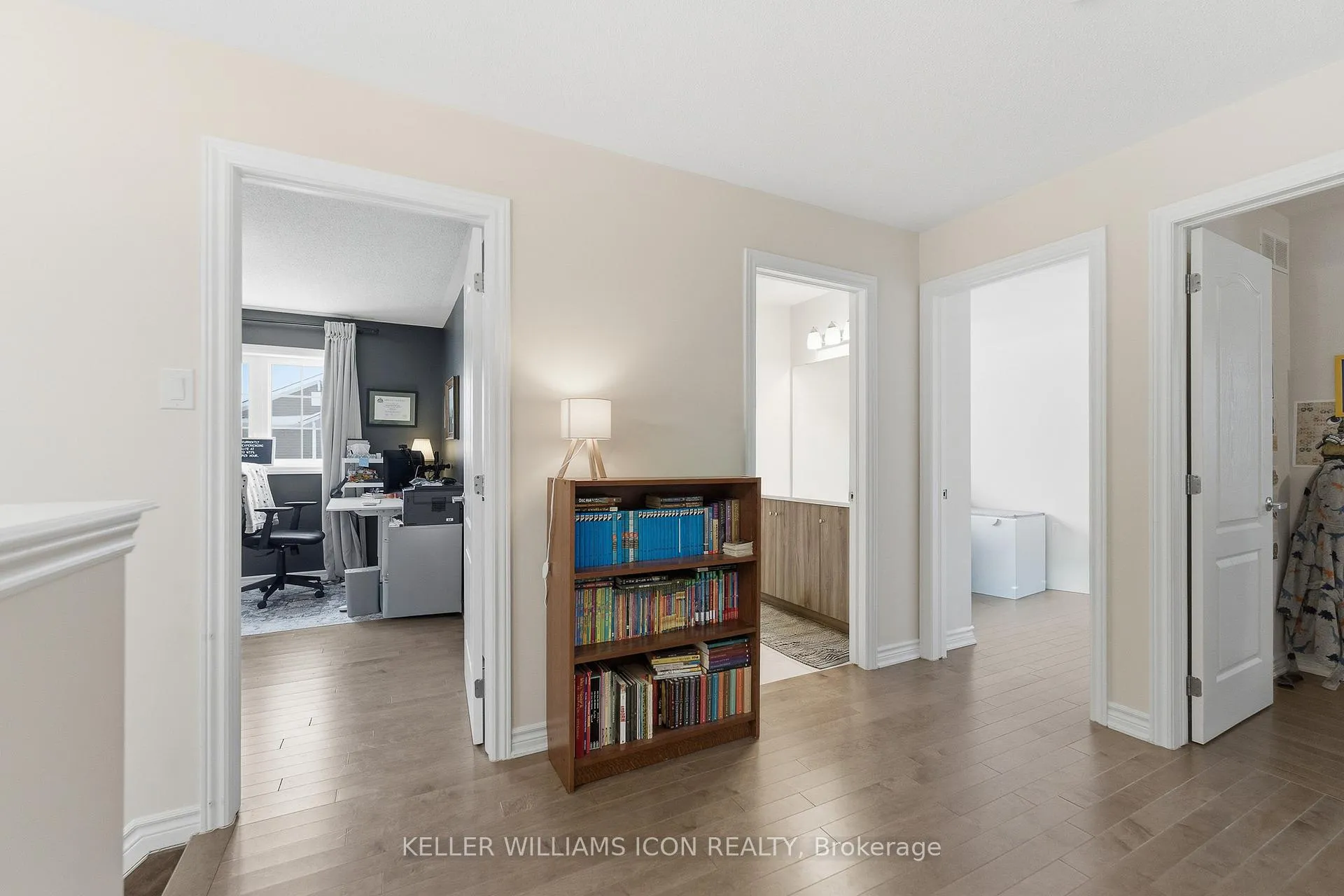 Photo 19 of 132 Asper Trail Circle, Ottawa, Kanata - Emerald Meadows/Trailwest — HOMEH