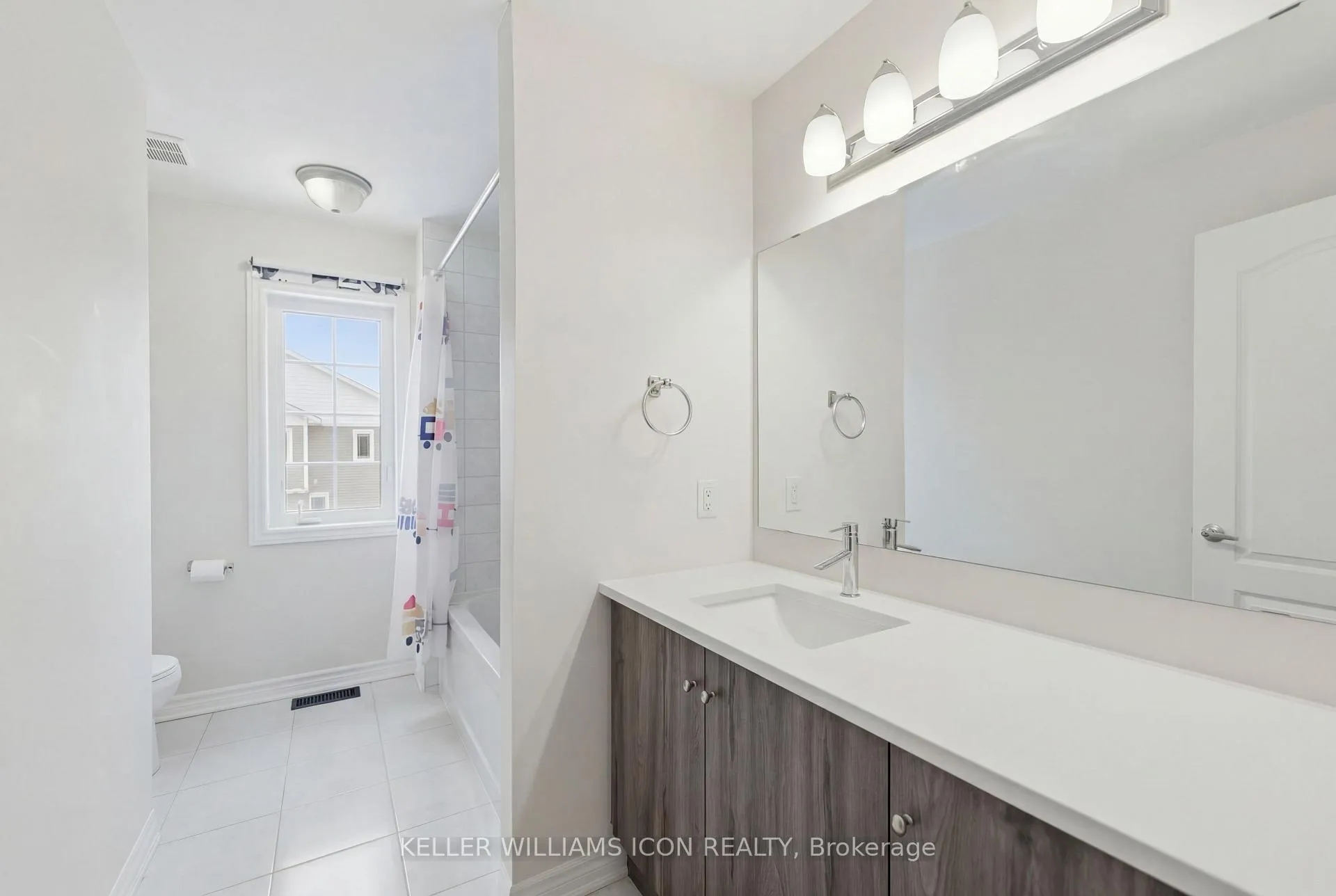 Photo 31 of 132 Asper Trail Circle, Ottawa, Kanata - Emerald Meadows/Trailwest — HOMEH
