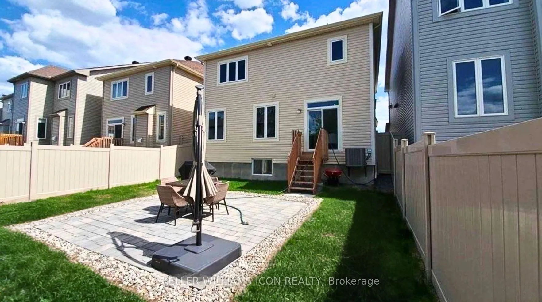 Photo 36 of 132 Asper Trail Circle, Ottawa, Kanata - Emerald Meadows/Trailwest — HOMEH