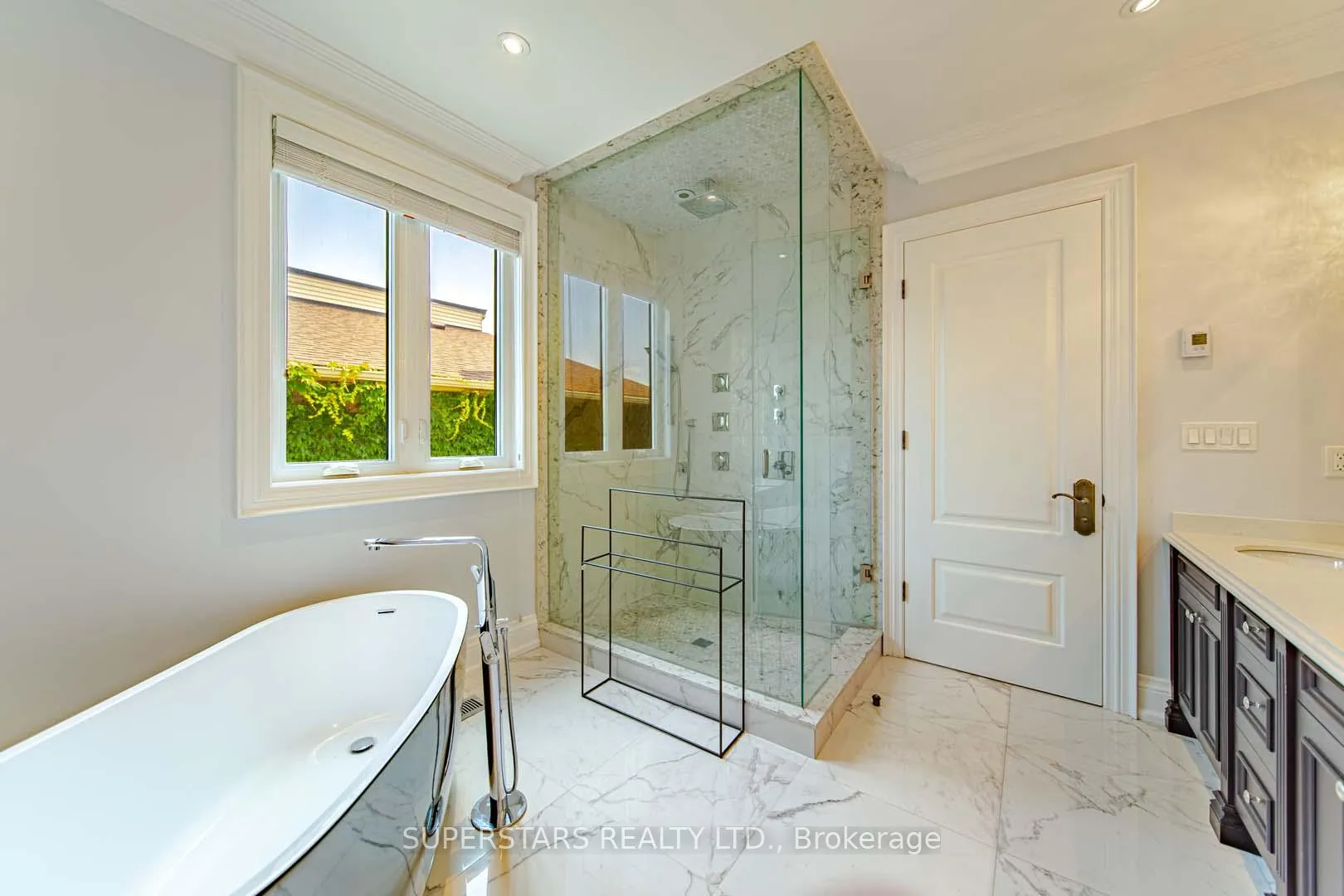 Photo 23 of 643 Glencairn Avenue, Toronto, Englemount-Lawrence — HOMEH