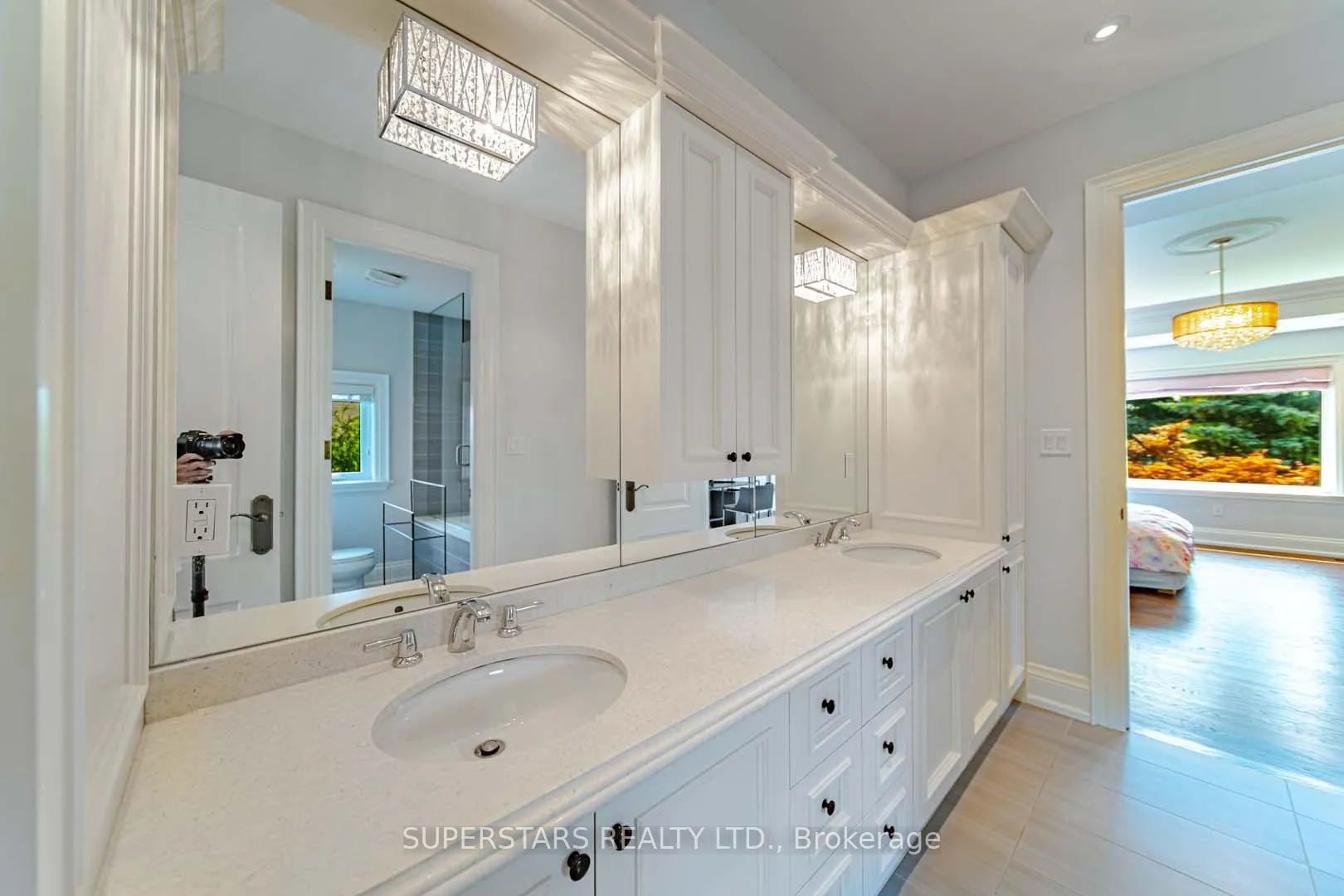 Photo 29 of 643 Glencairn Avenue, Toronto, Englemount-Lawrence — HOMEH