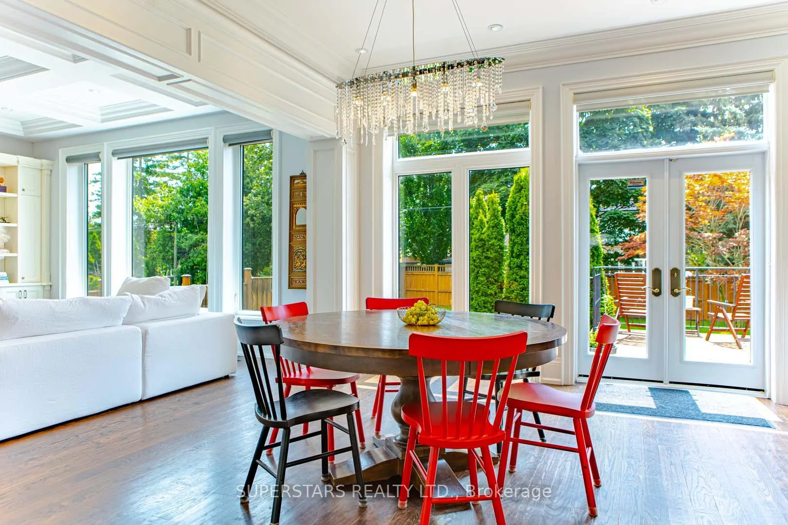 Photo 36 of 643 Glencairn Avenue, Toronto, Englemount-Lawrence — HOMEH