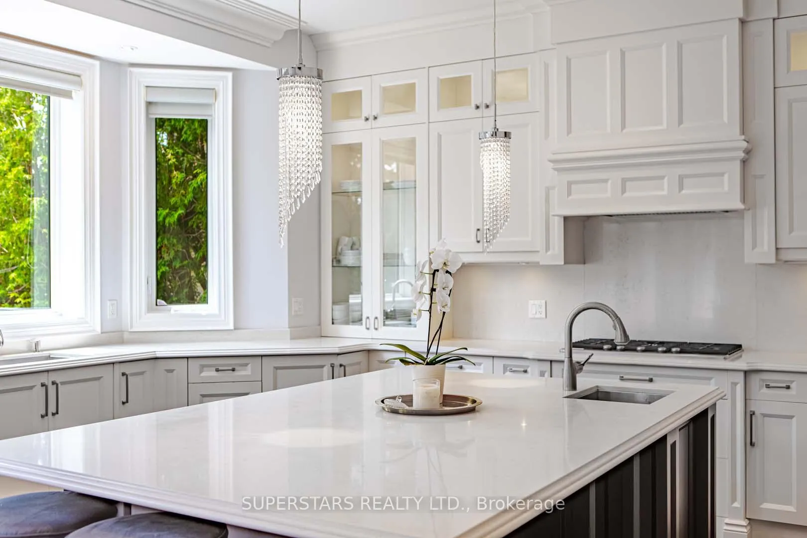 Photo 37 of 643 Glencairn Avenue, Toronto, Englemount-Lawrence — HOMEH