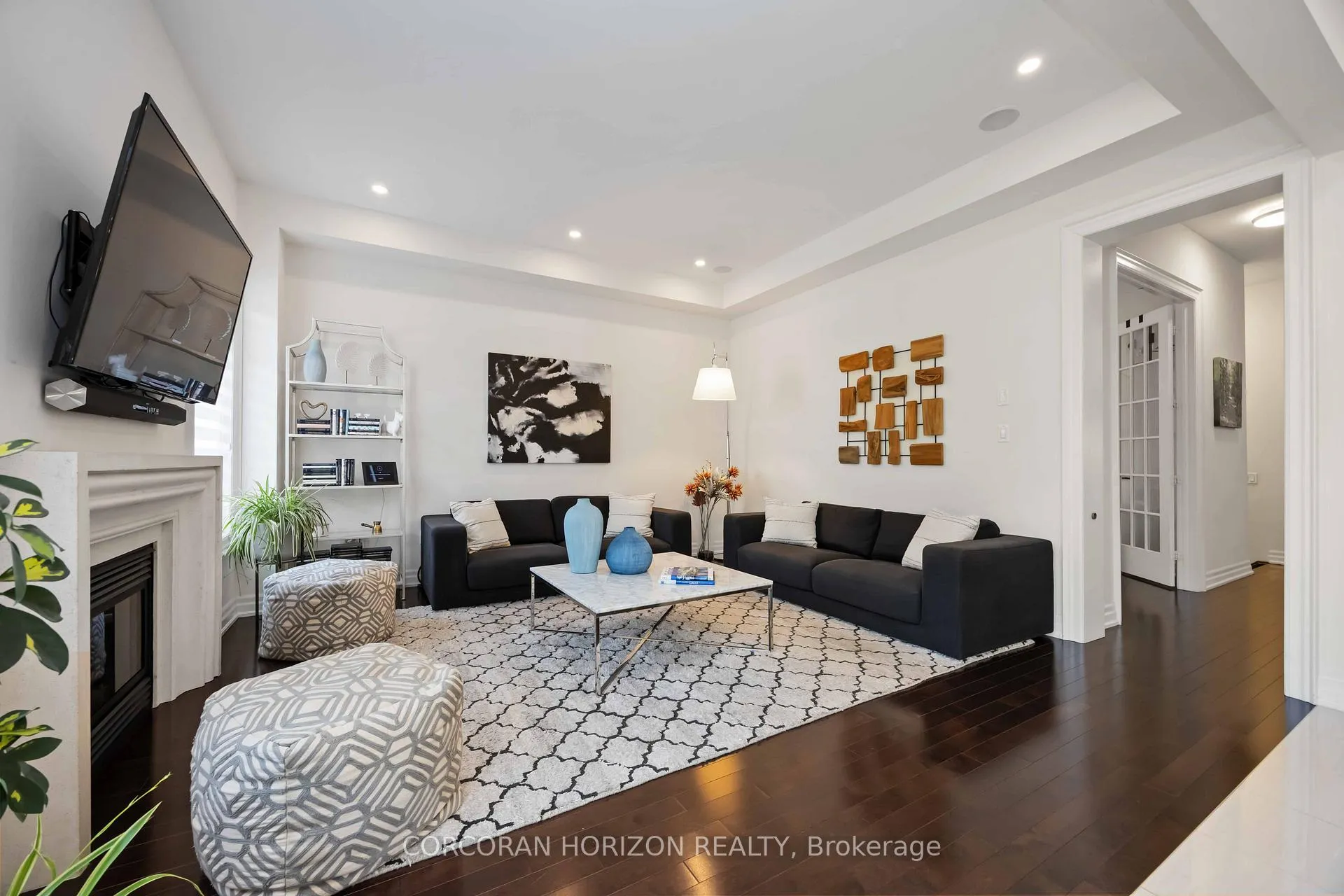 Photo 11 of 33 Kylemount Court, Vaughan, Patterson — HOMEH