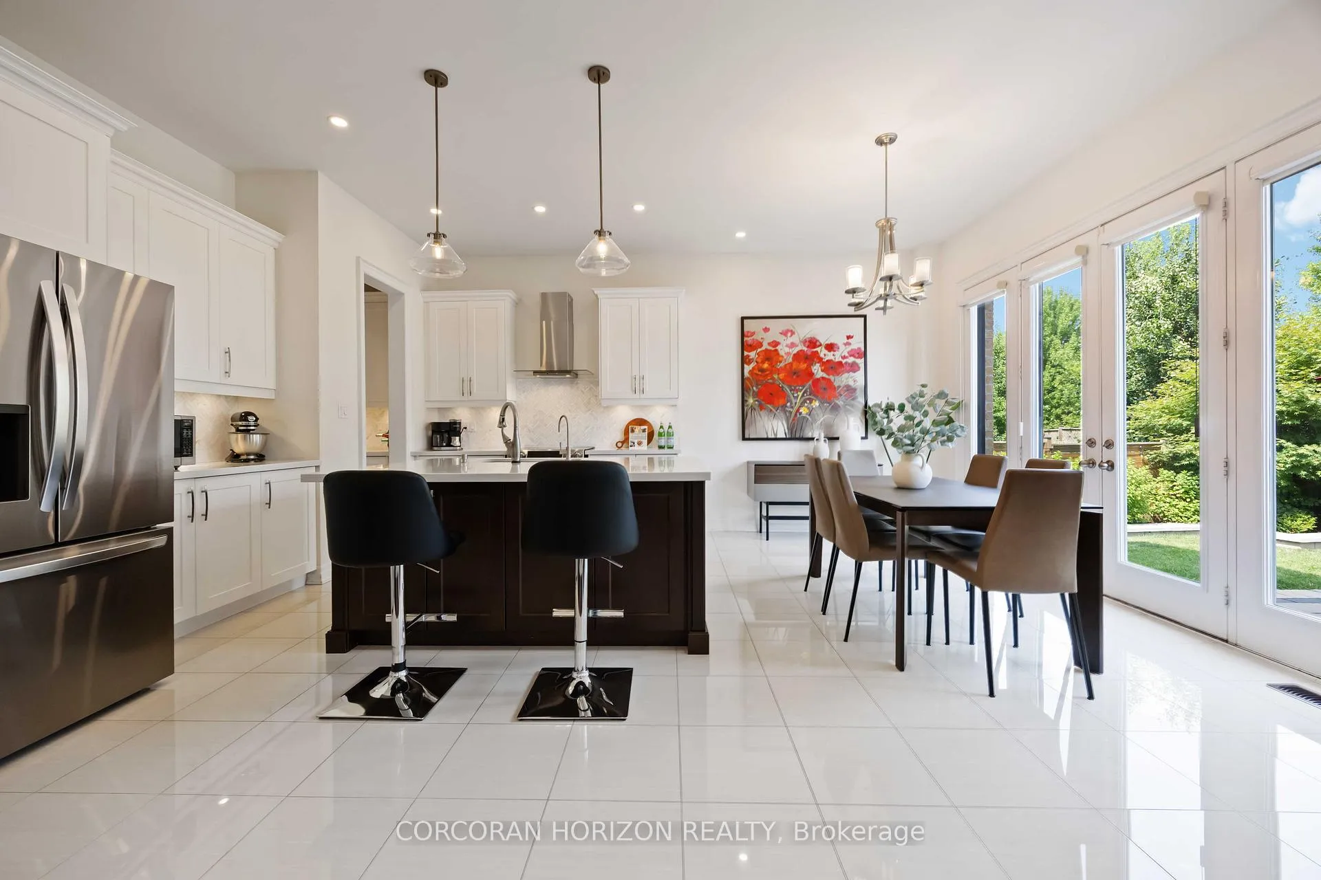 Photo 14 of 33 Kylemount Court, Vaughan, Patterson — HOMEH
