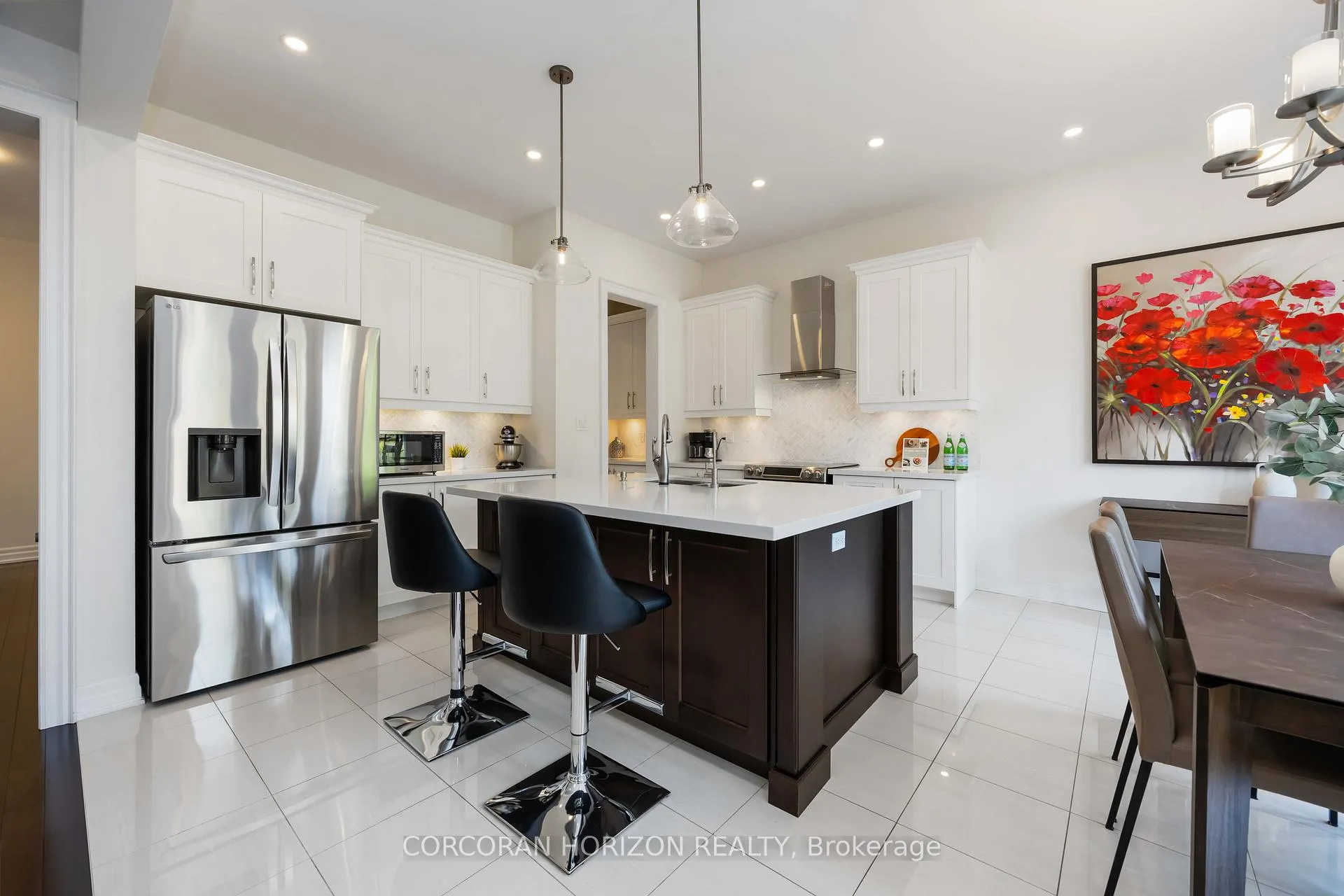Photo 15 of 33 Kylemount Court, Vaughan, Patterson — HOMEH