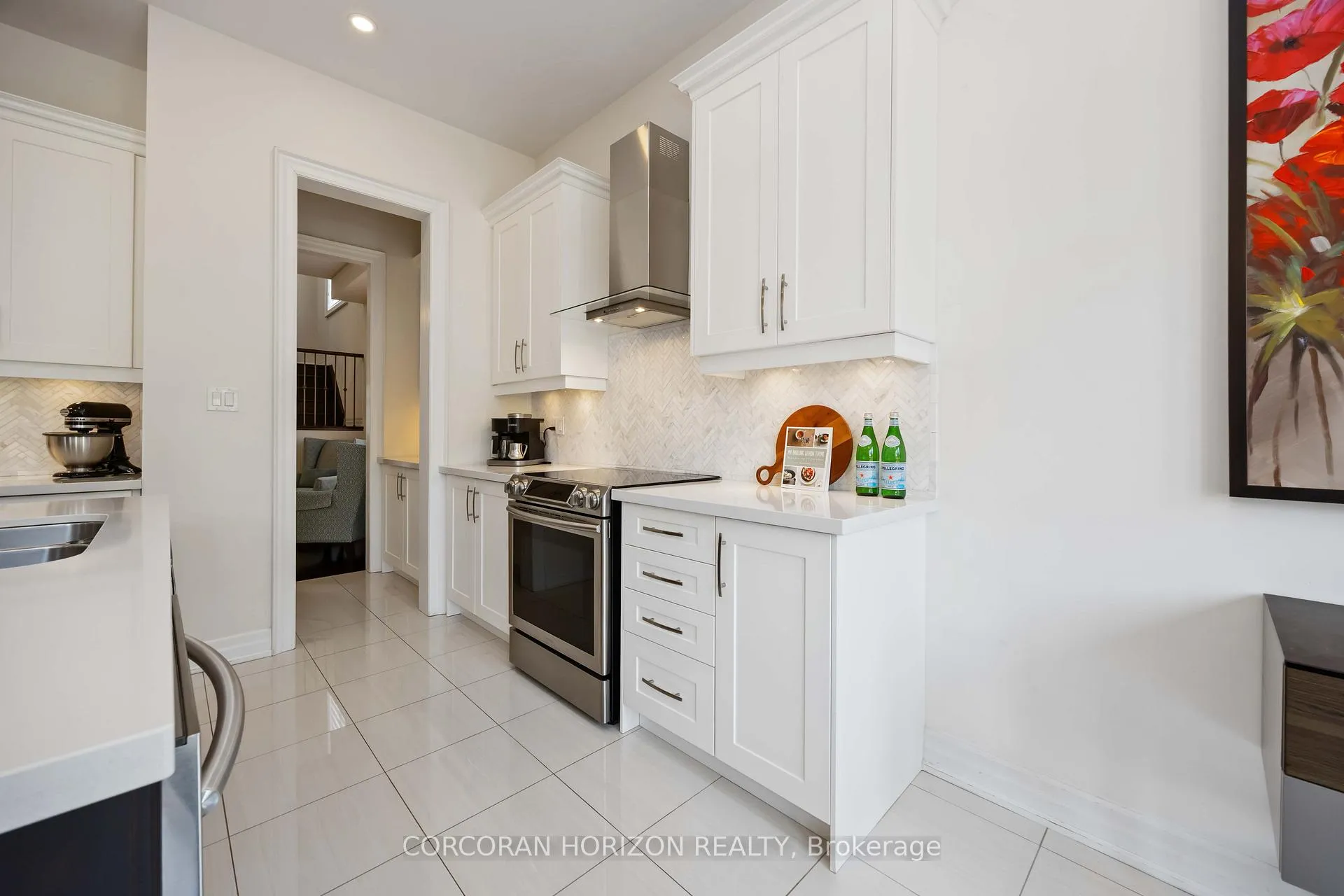 Photo 17 of 33 Kylemount Court, Vaughan, Patterson — HOMEH