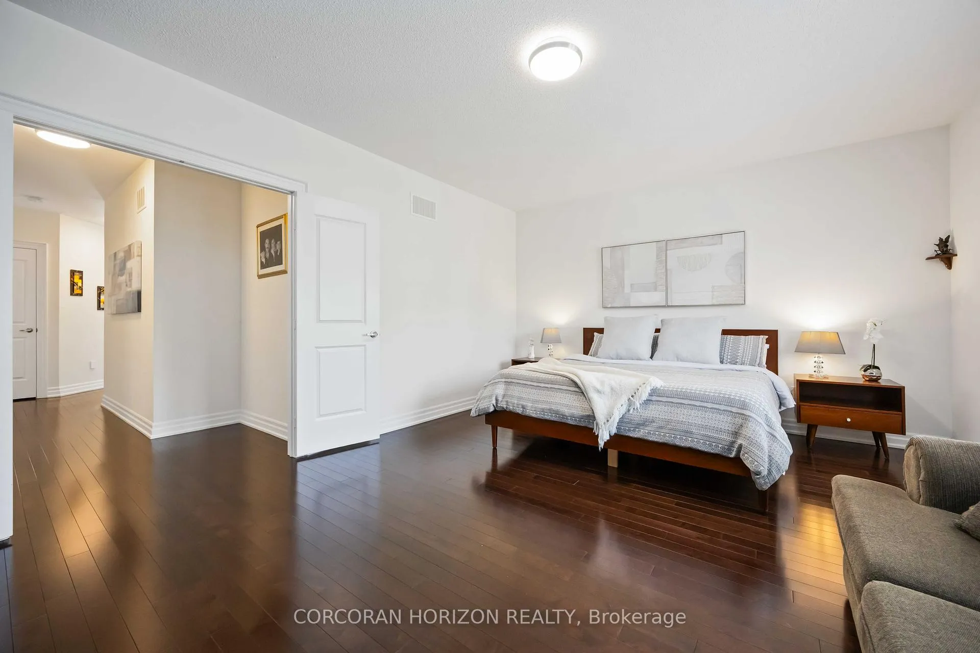Photo 32 of 33 Kylemount Court, Vaughan, Patterson — HOMEH