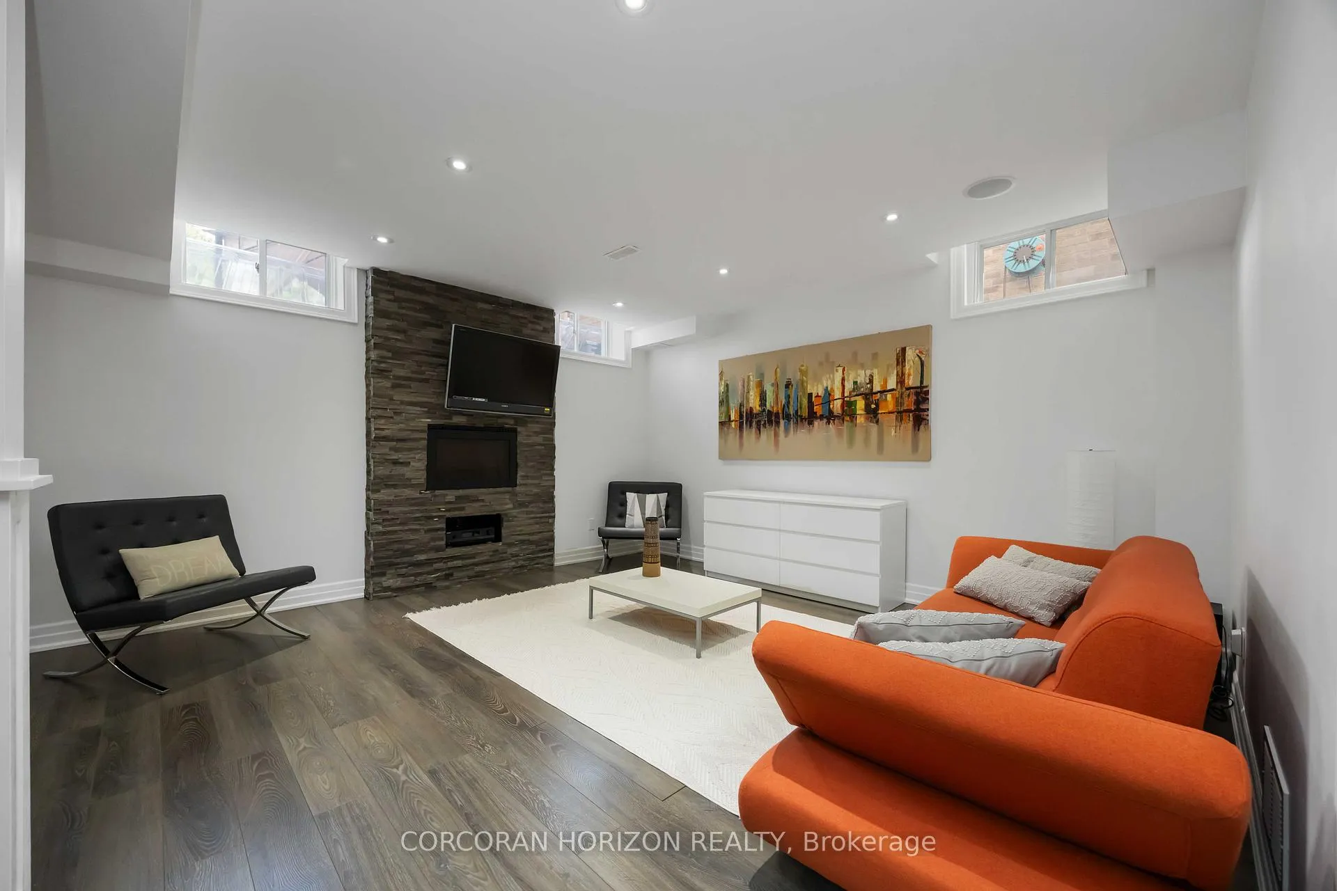 Photo 40 of 33 Kylemount Court, Vaughan, Patterson — HOMEH