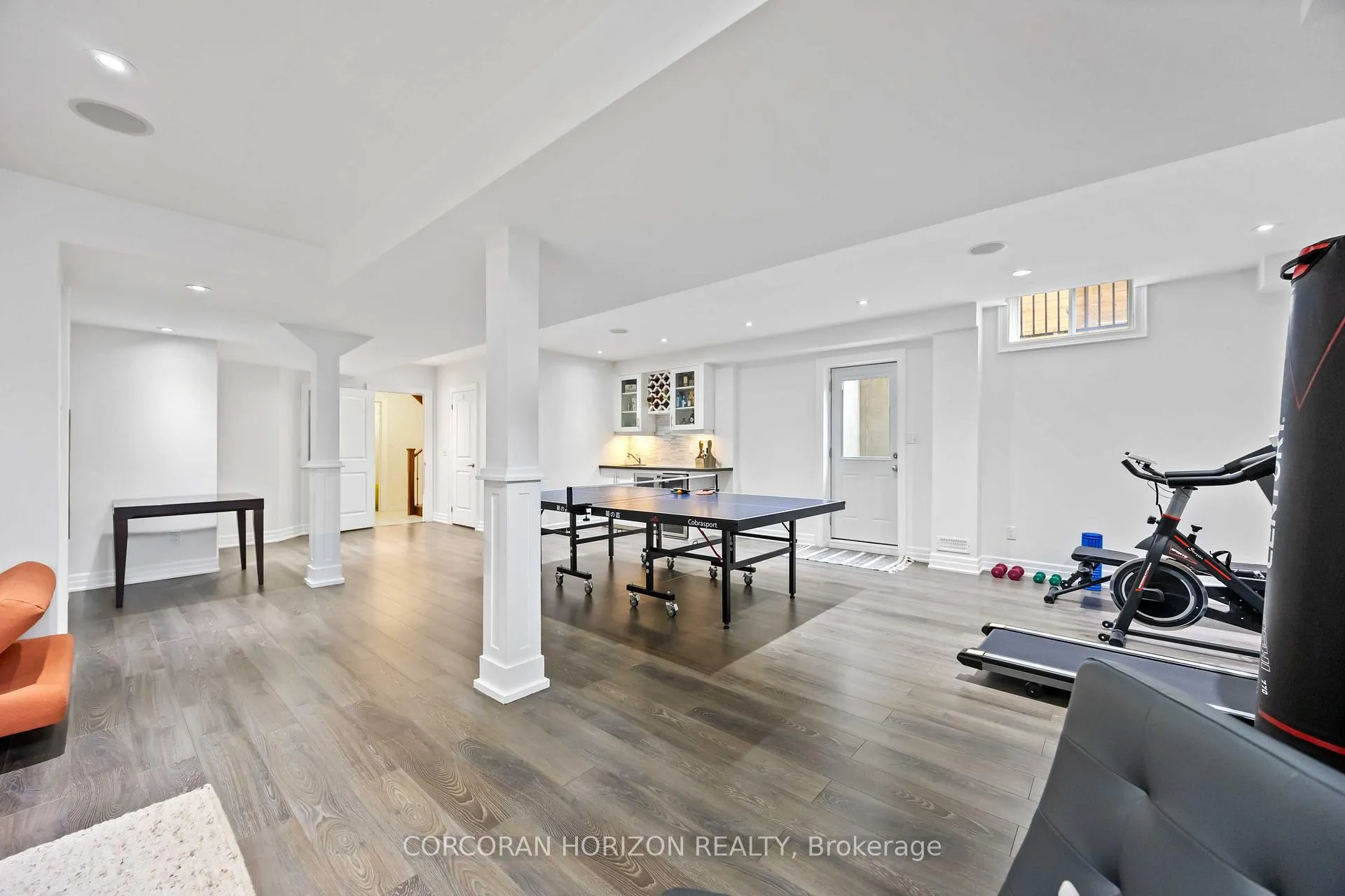 Photo 42 of 33 Kylemount Court, Vaughan, Patterson — HOMEH