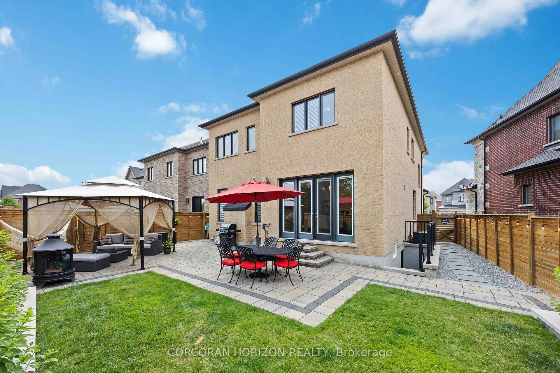 Photo 47 of 33 Kylemount Court, Vaughan, Patterson — HOMEH