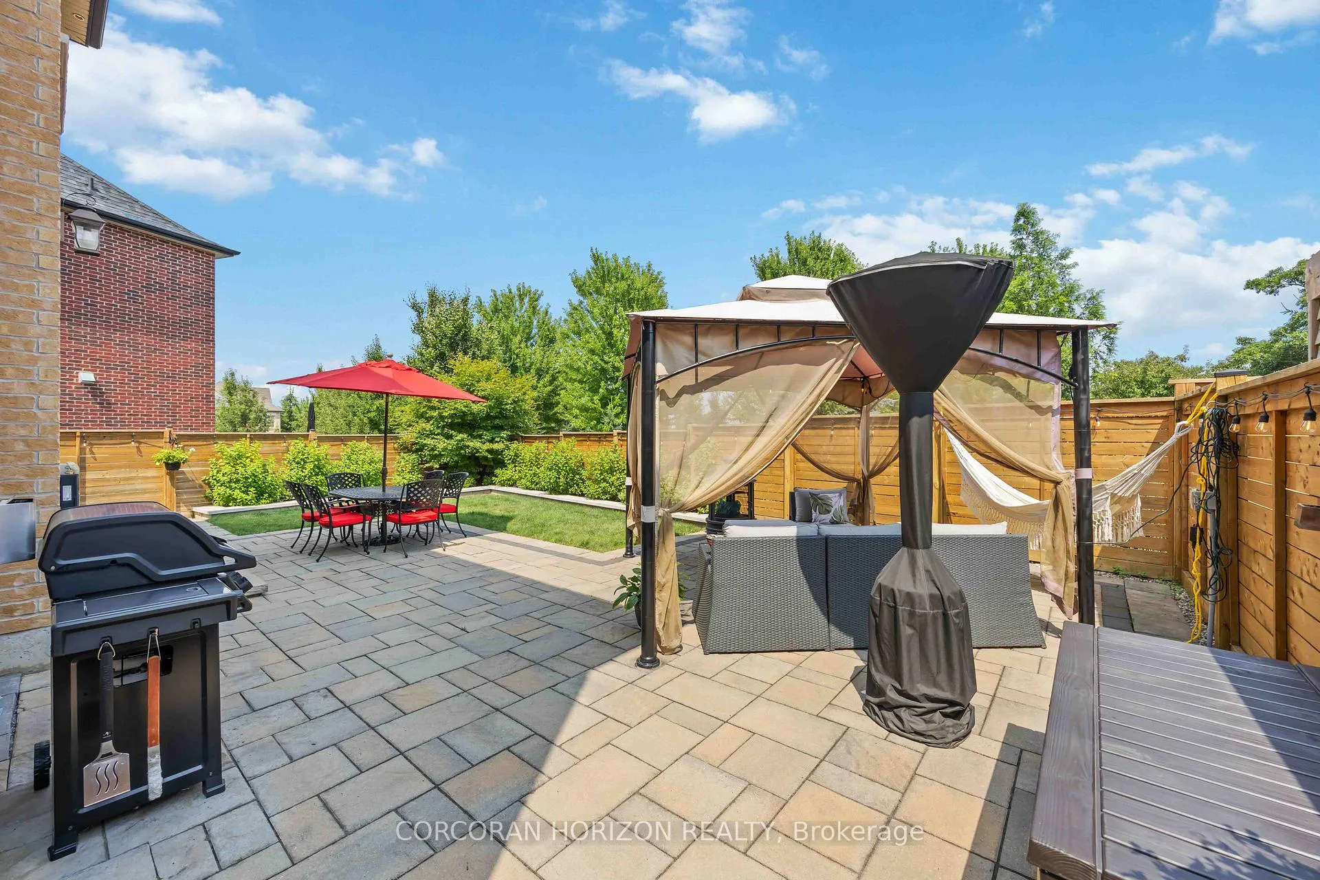 Photo 48 of 33 Kylemount Court, Vaughan, Patterson — HOMEH