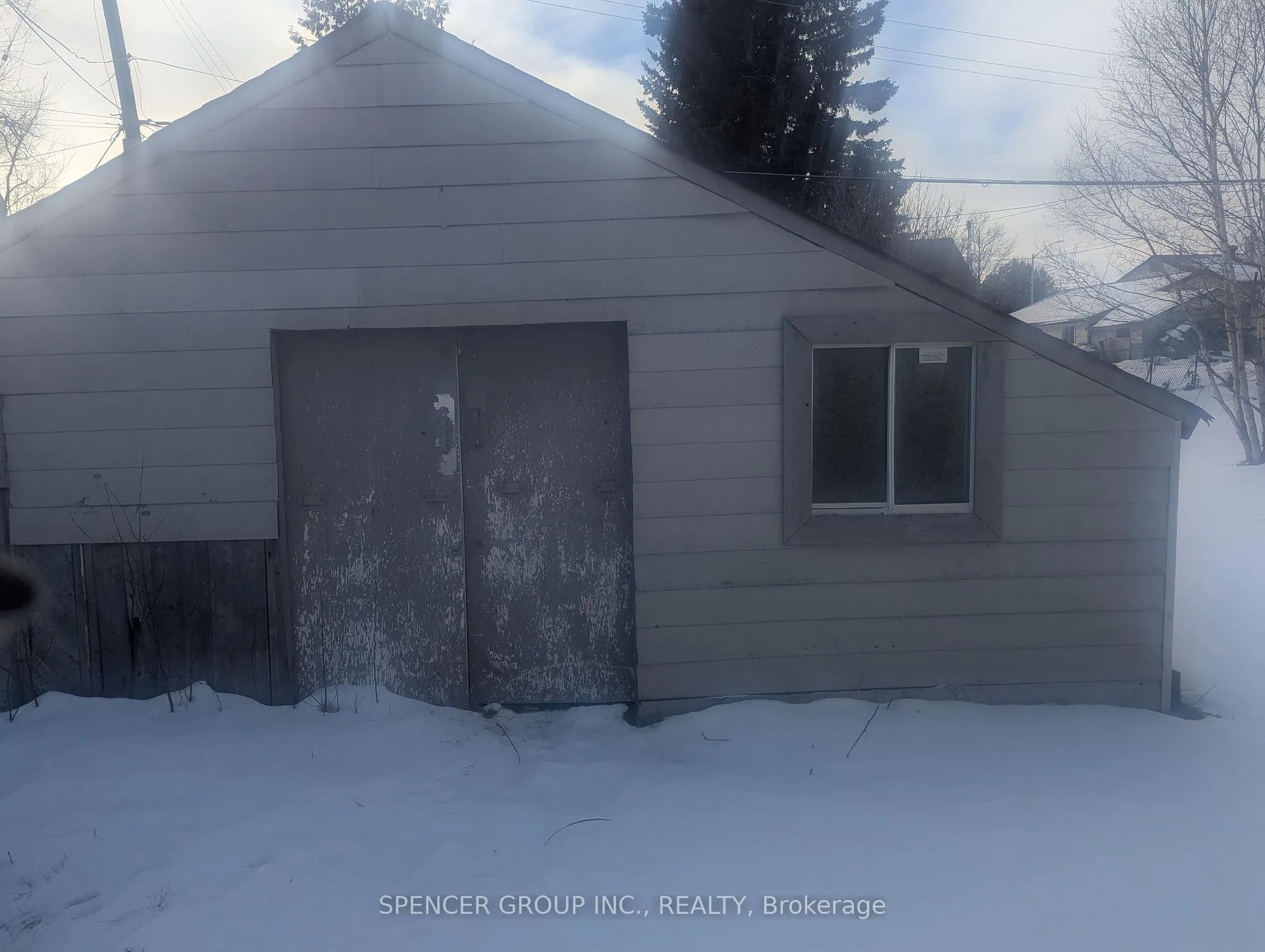 Photo 20 of 8 Ohsweken Road, Manitouwadge — HOMEH