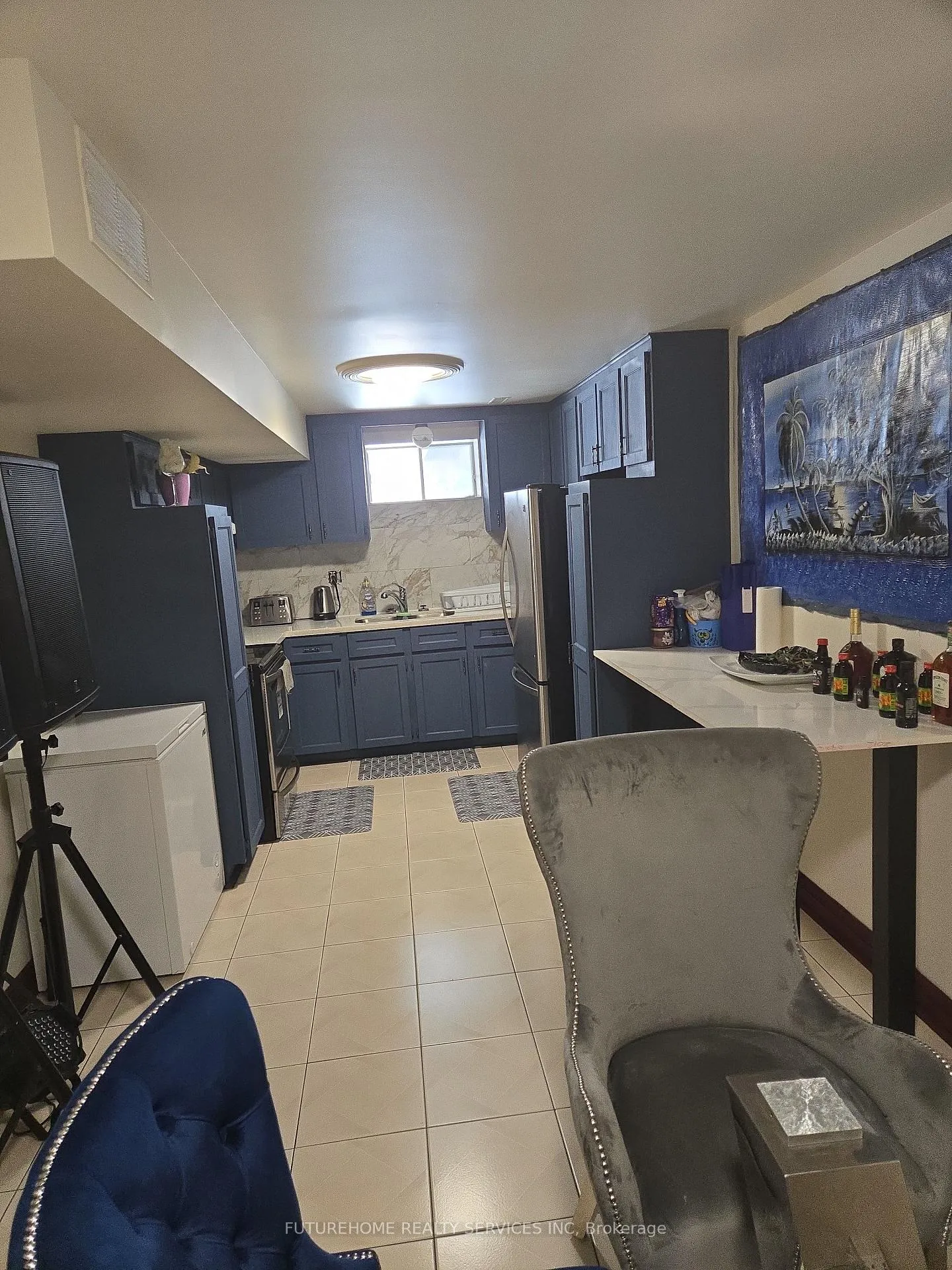 Photo 4 of 57 Jackman Crescent, Vaughan, West Woodbridge — HOMEH