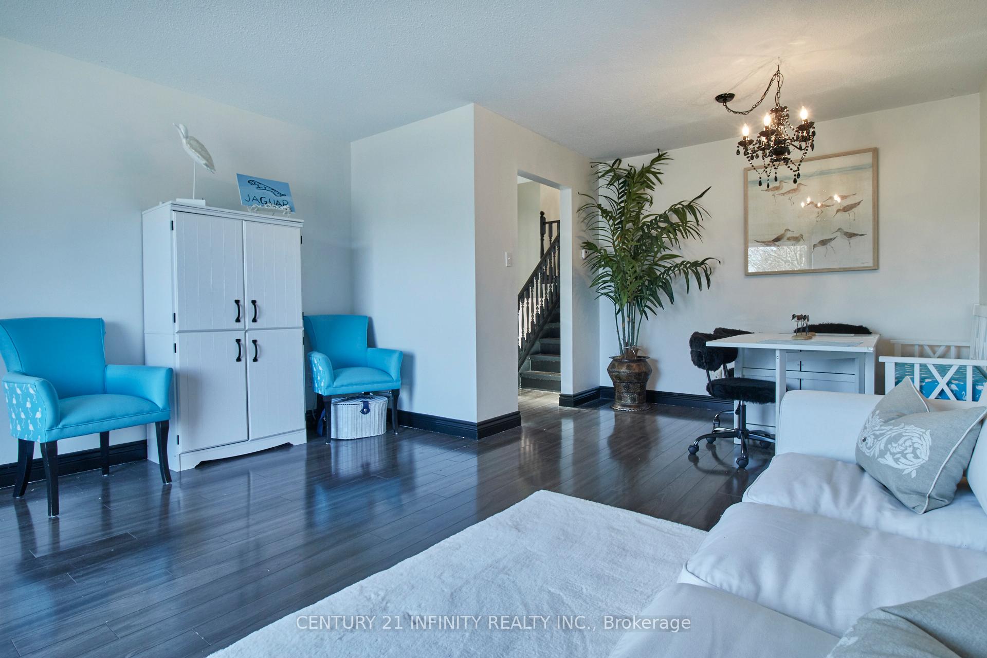 Photo 5 of 439 Campbell Street, Cobourg — HOMEH