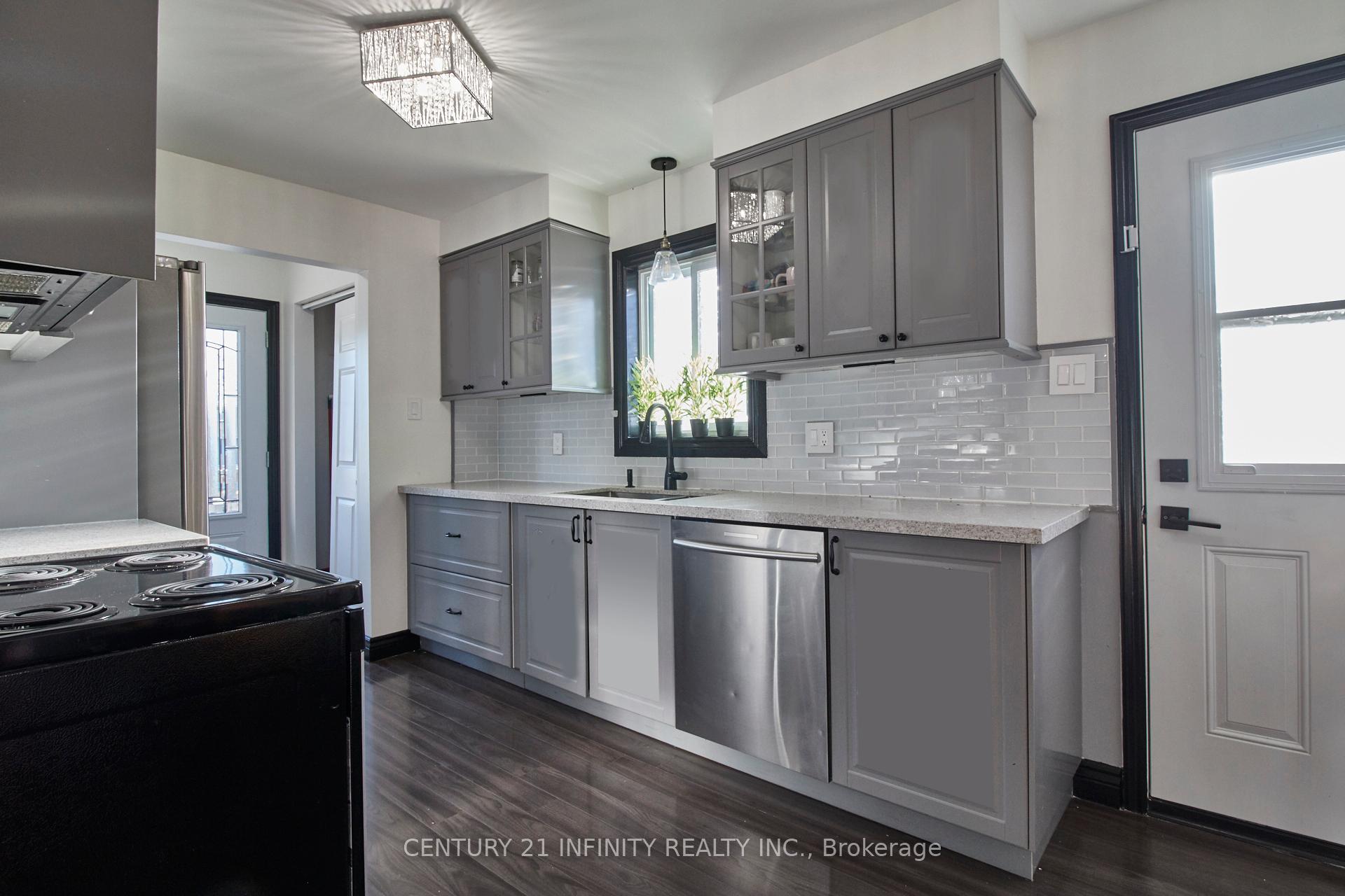 Photo 8 of 439 Campbell Street, Cobourg — HOMEH