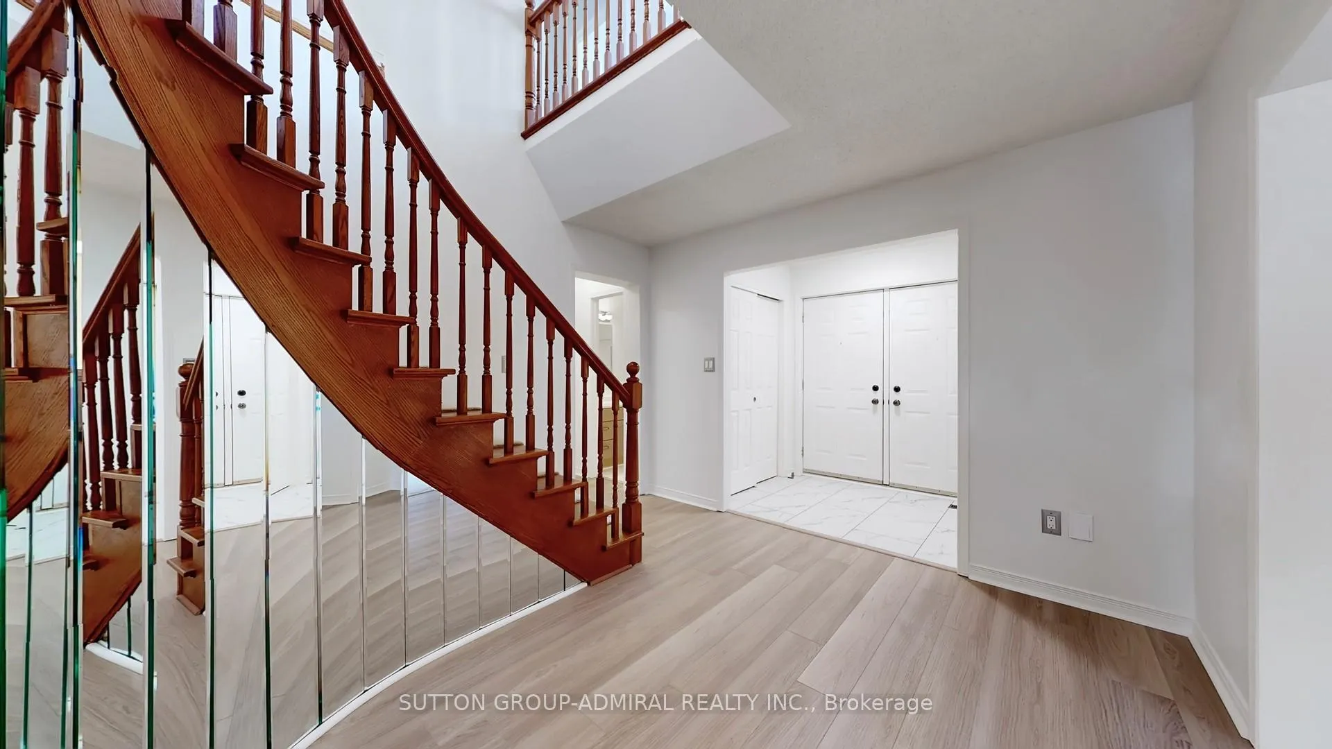 Photo 10 of 90 Clark Avenue, Markham, Thornhill — HOMEH