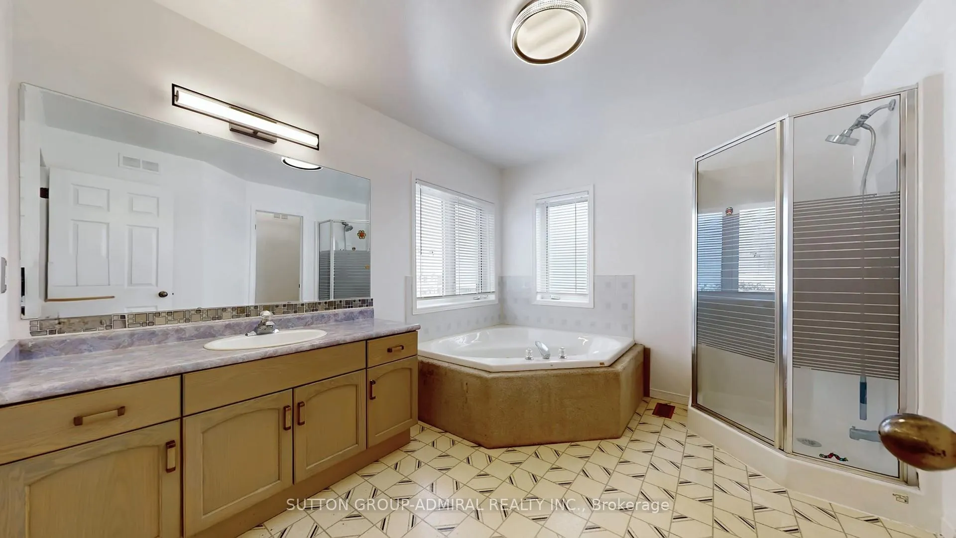 Photo 18 of 90 Clark Avenue, Markham, Thornhill — HOMEH