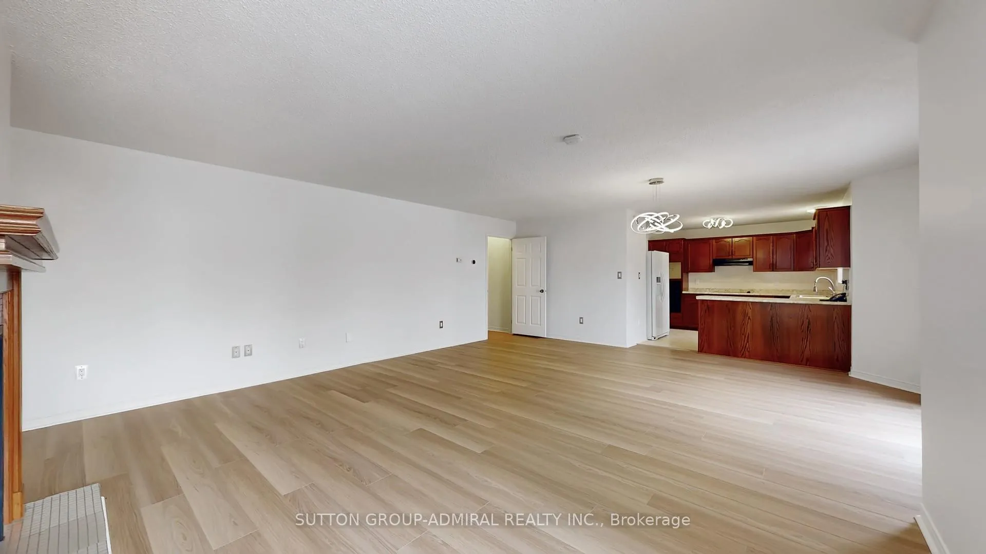 Photo 30 of 90 Clark Avenue, Markham, Thornhill — HOMEH