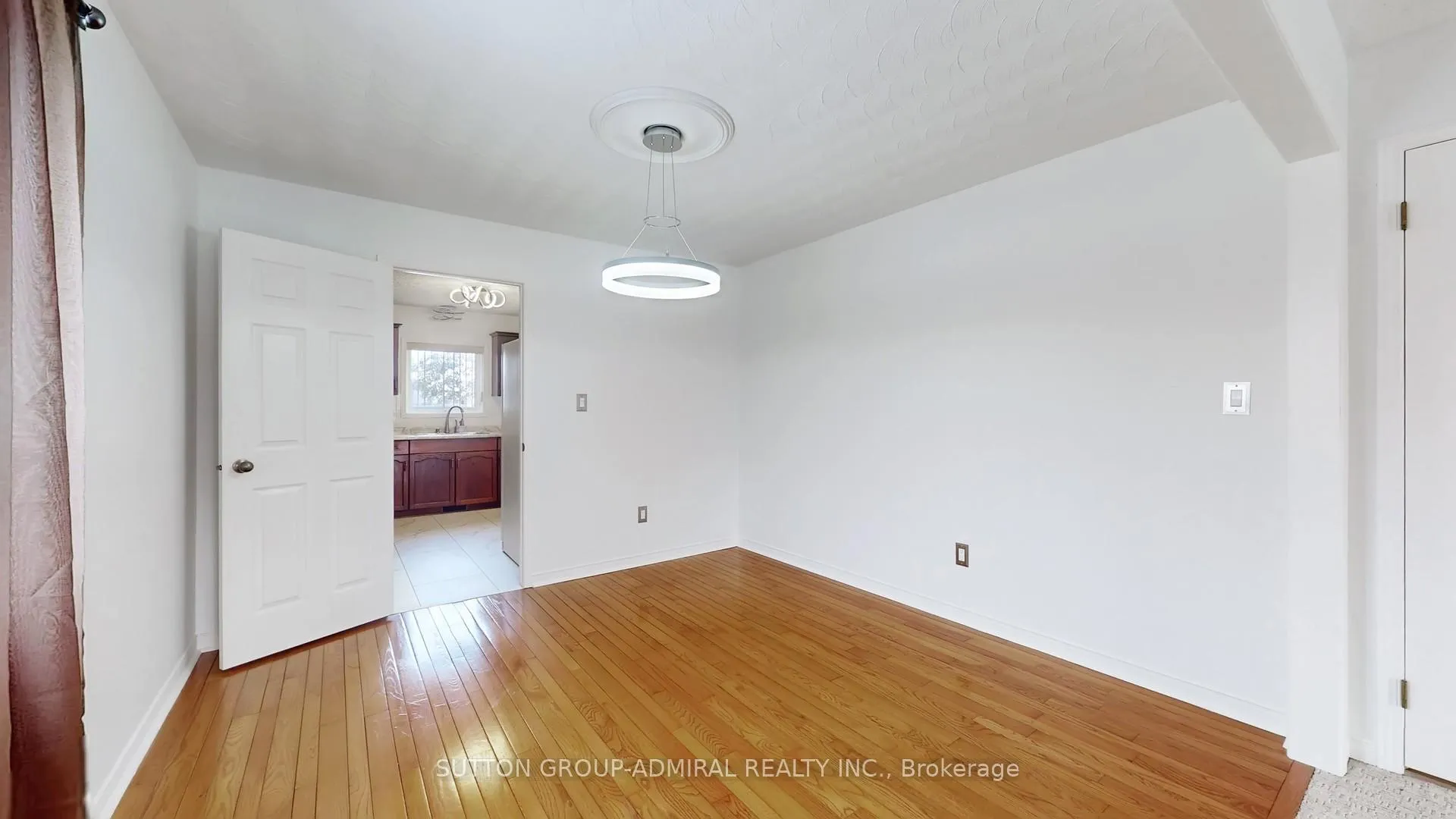 Photo 39 of 90 Clark Avenue, Markham, Thornhill — HOMEH