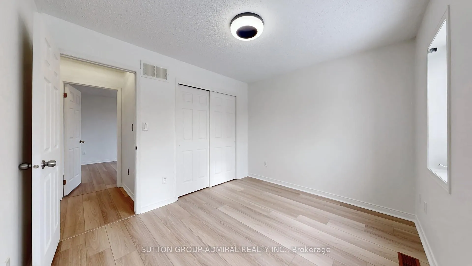 Photo 46 of 90 Clark Avenue, Markham, Thornhill — HOMEH