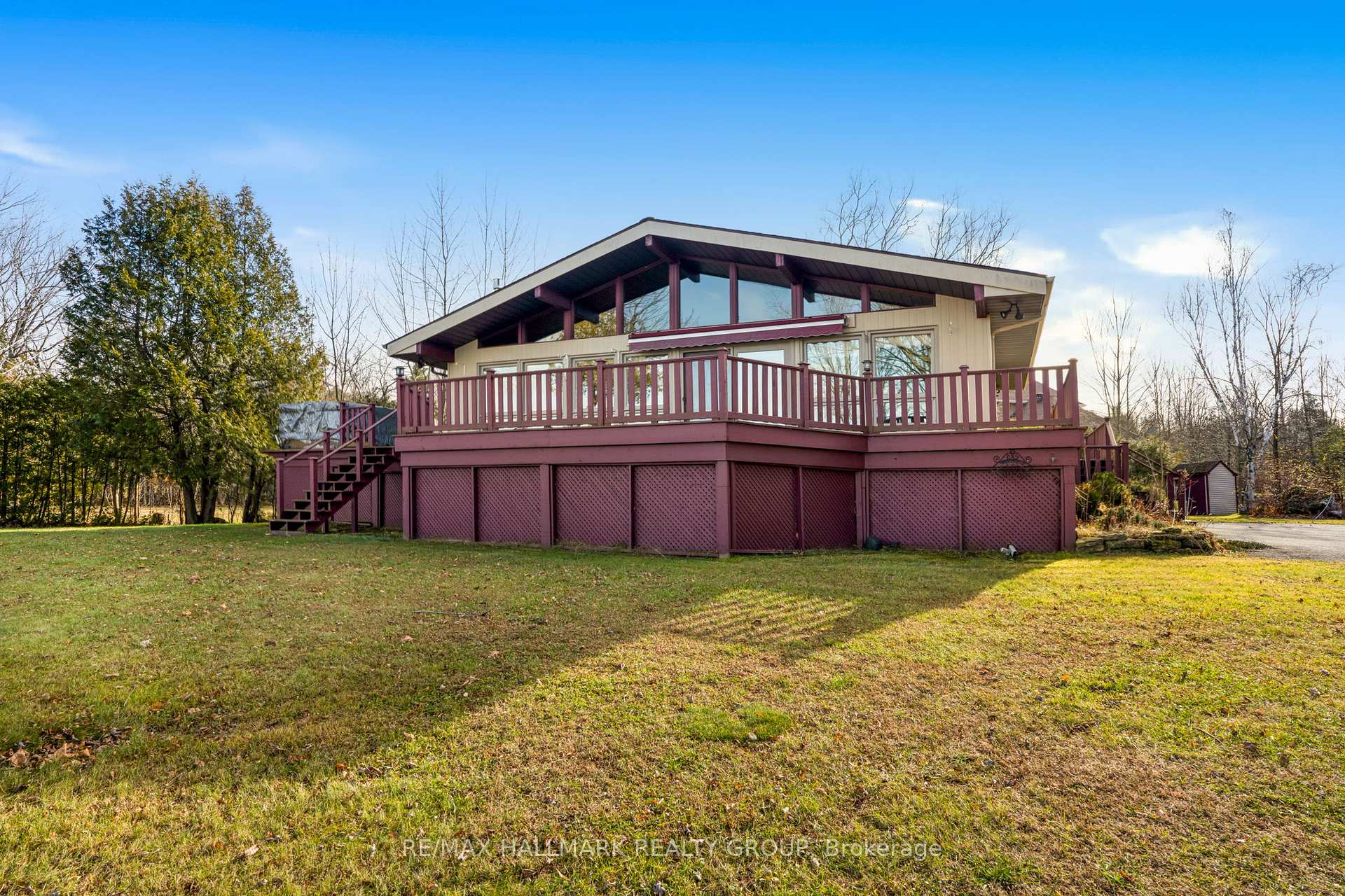 Photo 2 of 2747 Front Road East, Champlain, Champlain Twp — HOMEH