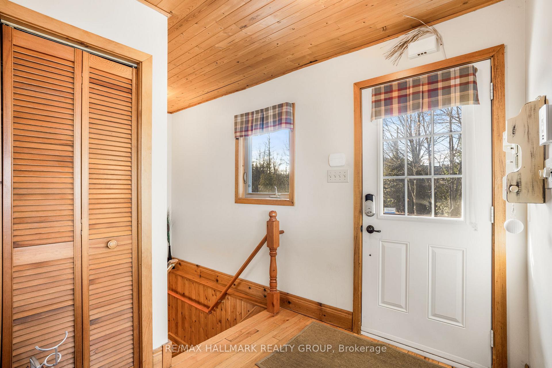 Photo 3 of 2747 Front Road East, Champlain, Champlain Twp — HOMEH