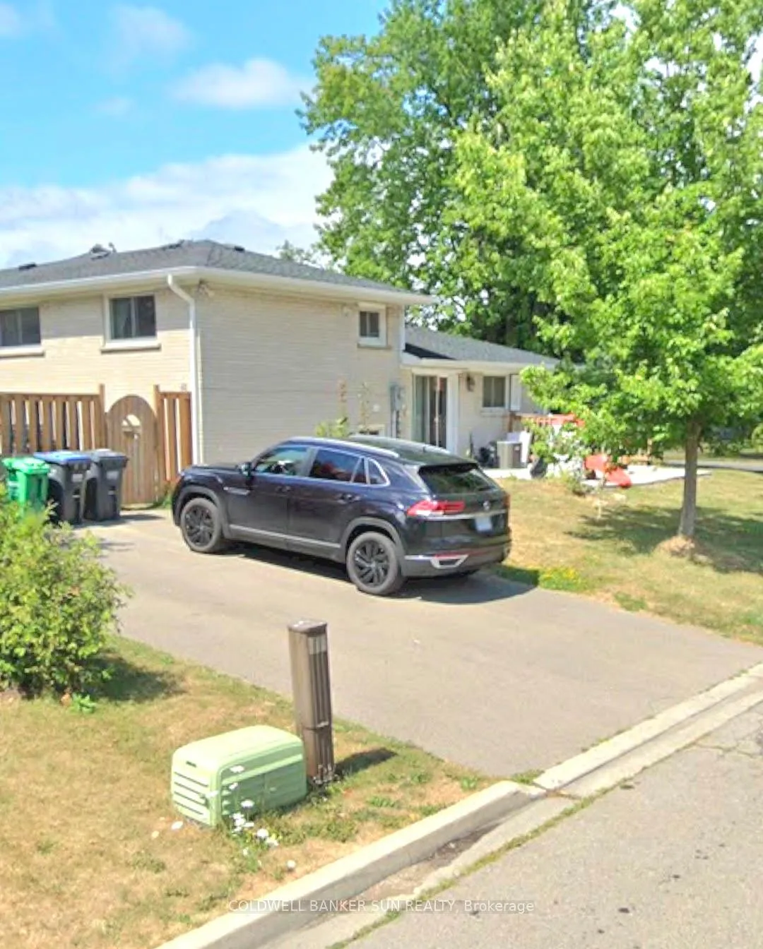 Photo 1 of 59 Flowertown Avenue, Brampton, Northwood Park — HOMEH