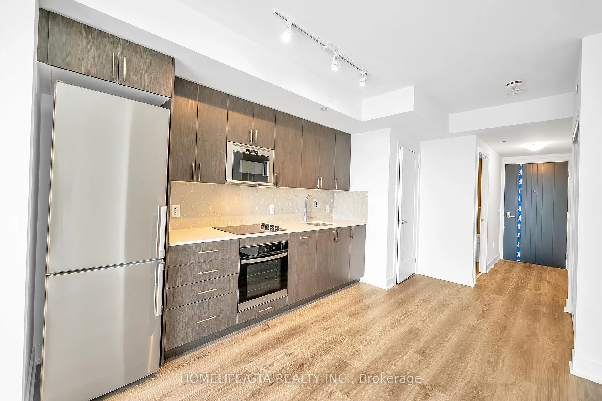 Photo 3 of Unit 2215, 2545 Simcoe Street N, Oshawa, Windfields — HOMEH