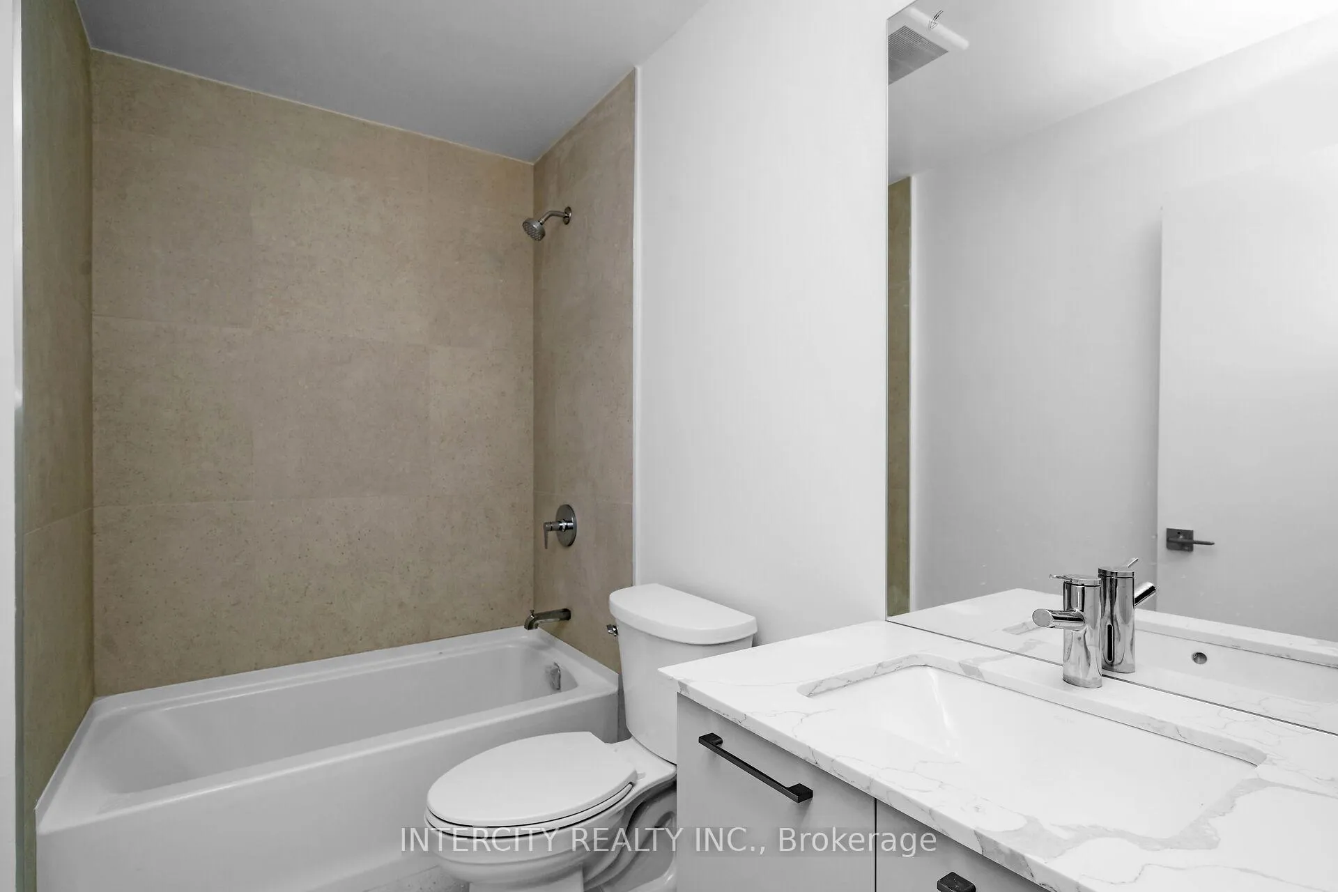 Photo 28 of 23 Desiree Place, Caledon, Bolton North — HOMEH