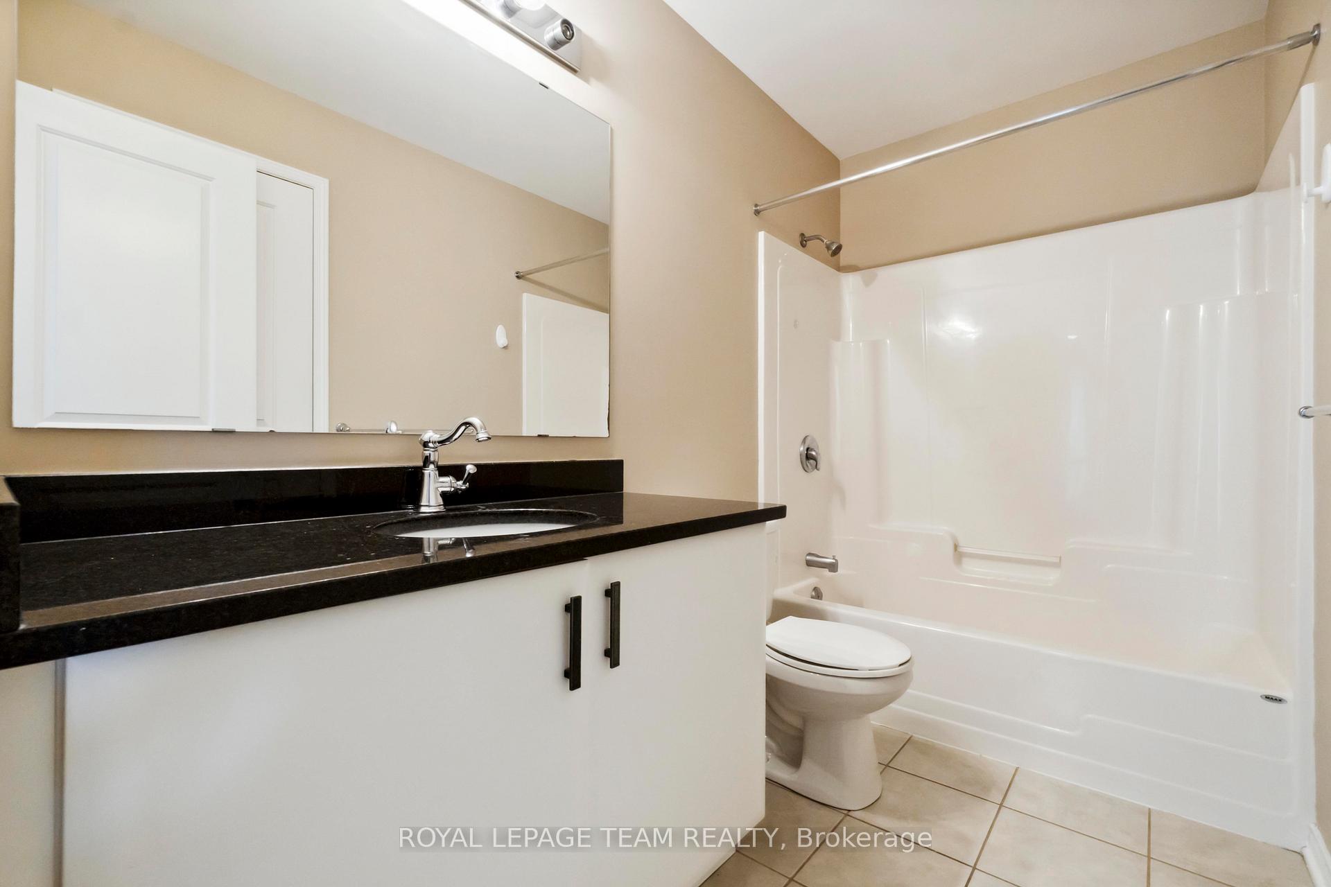 Photo 21 of 910 Caldermill Private, Ottawa, Barrhaven - Stonebridge — HOMEH