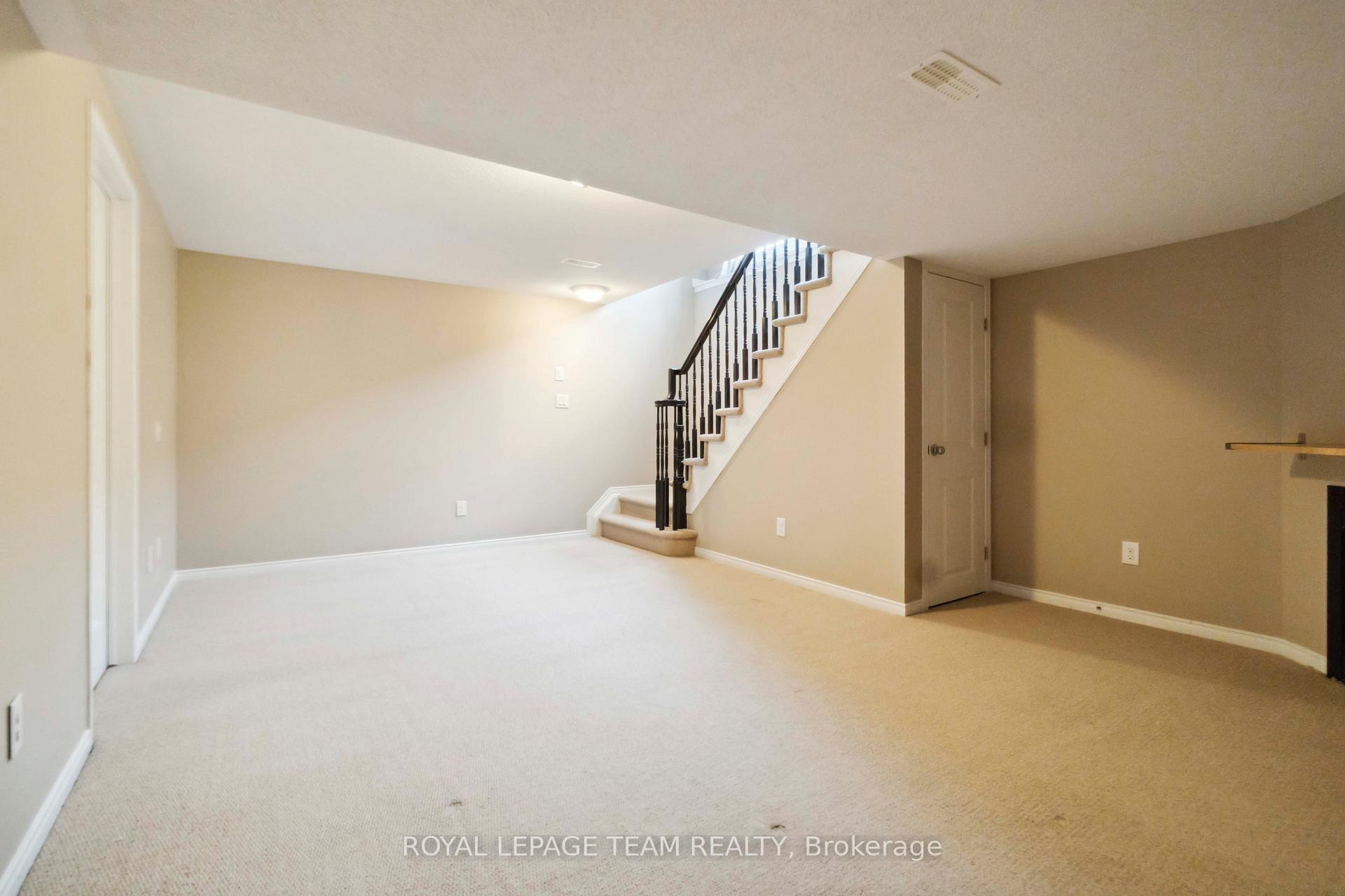 Photo 25 of 910 Caldermill Private, Ottawa, Barrhaven - Stonebridge — HOMEH