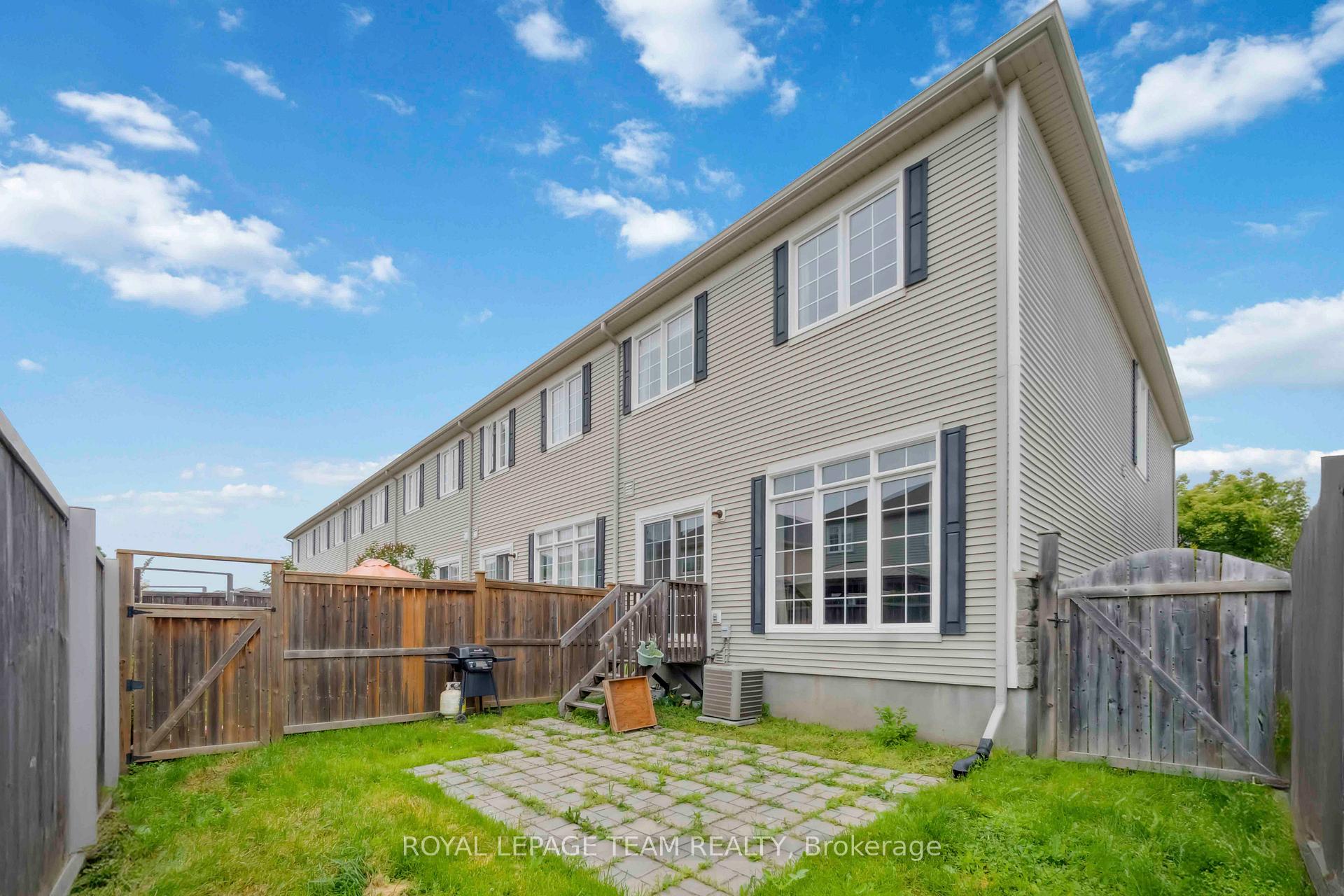 Photo 28 of 910 Caldermill Private, Ottawa, Barrhaven - Stonebridge — HOMEH
