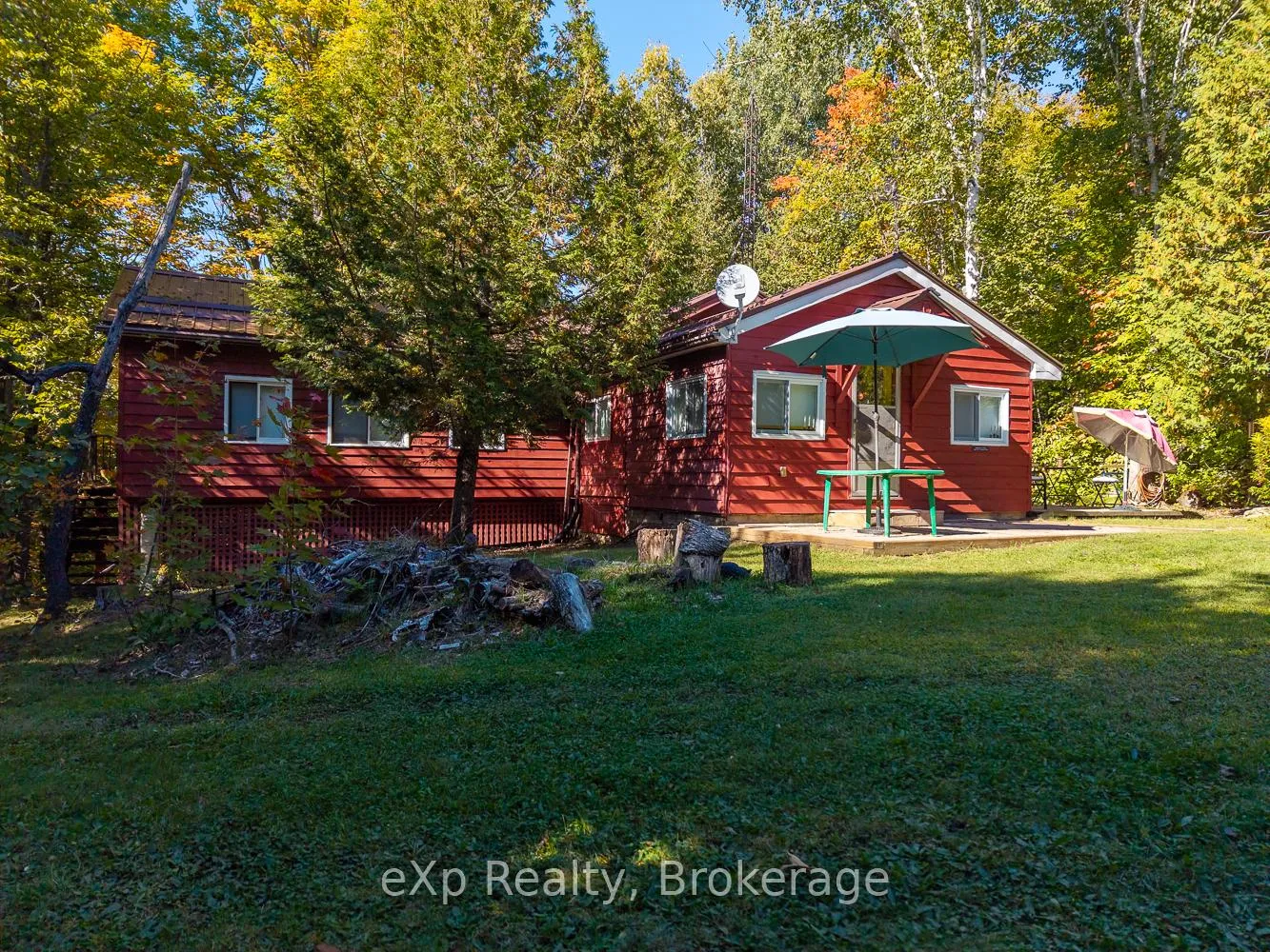 Photo 1 of 32 McKellar Lake Road, McKellar — HOMEH