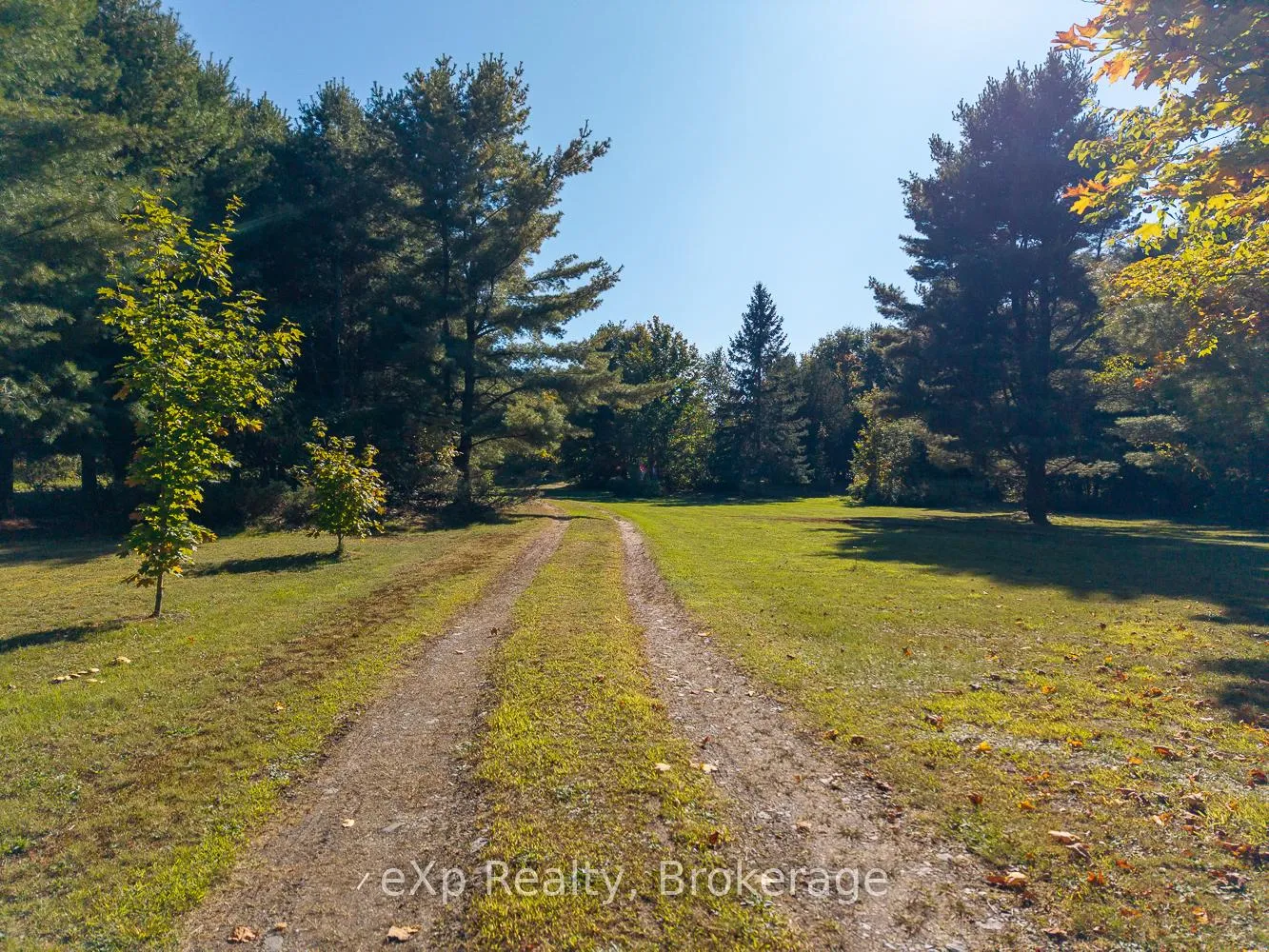 Photo 10 of 32 McKellar Lake Road, McKellar — HOMEH