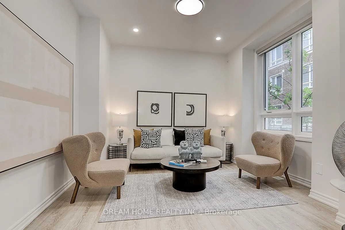 Photo 4 of 15 Chicago Lane, Markham, Wismer — HOMEH
