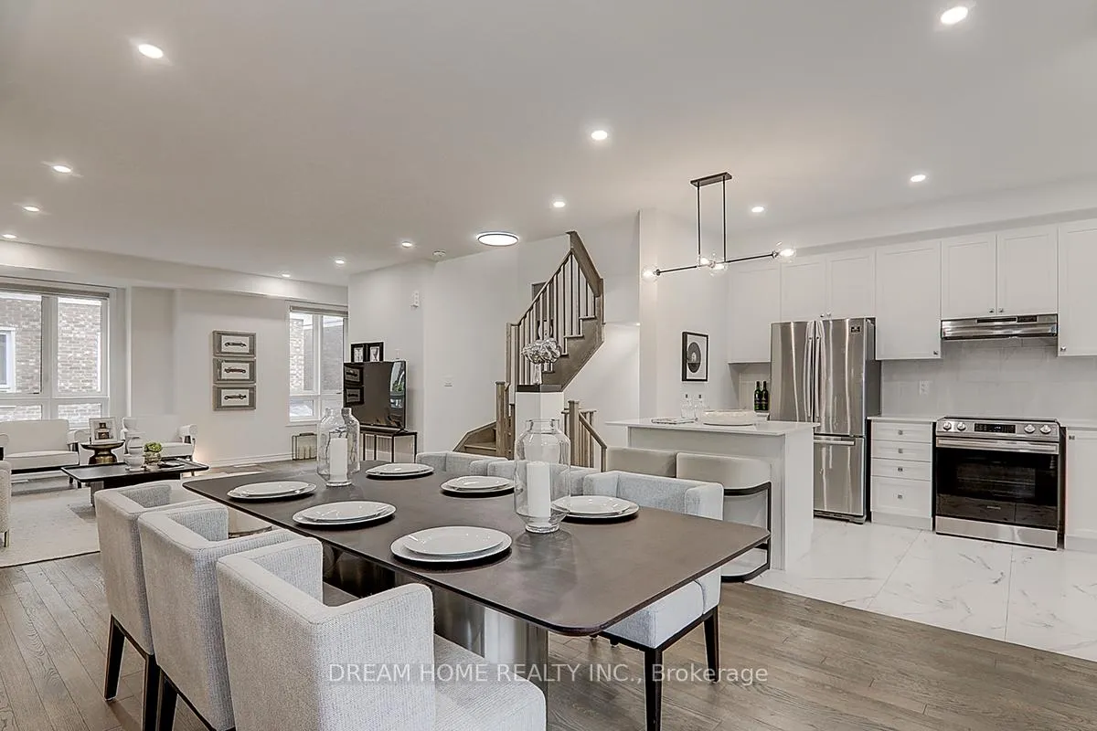Photo 11 of 15 Chicago Lane, Markham, Wismer — HOMEH
