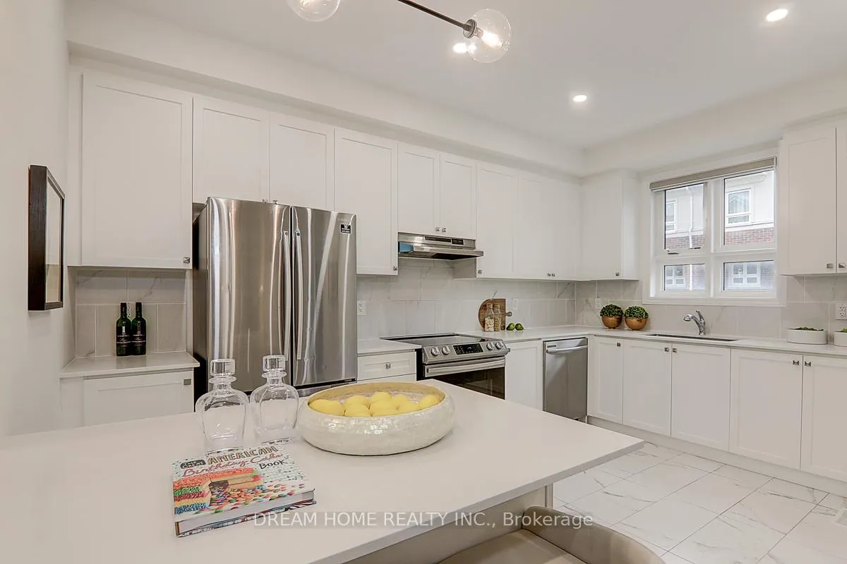 Photo 16 of 15 Chicago Lane, Markham, Wismer — HOMEH