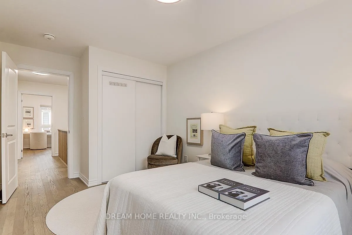 Photo 33 of 15 Chicago Lane, Markham, Wismer — HOMEH