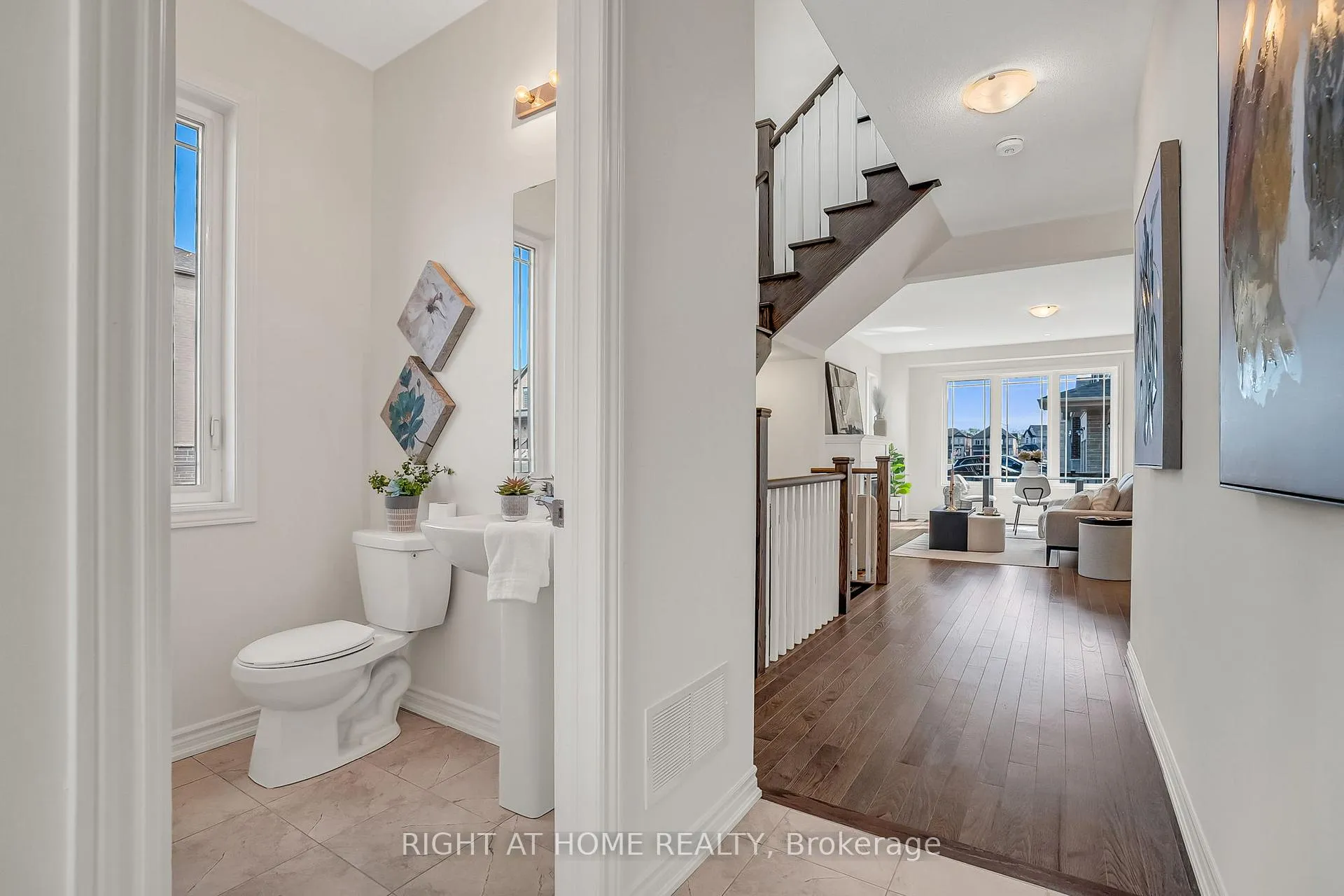 Photo 5 of 2091 Hallandale Street, Oshawa, Kedron — HOMEH