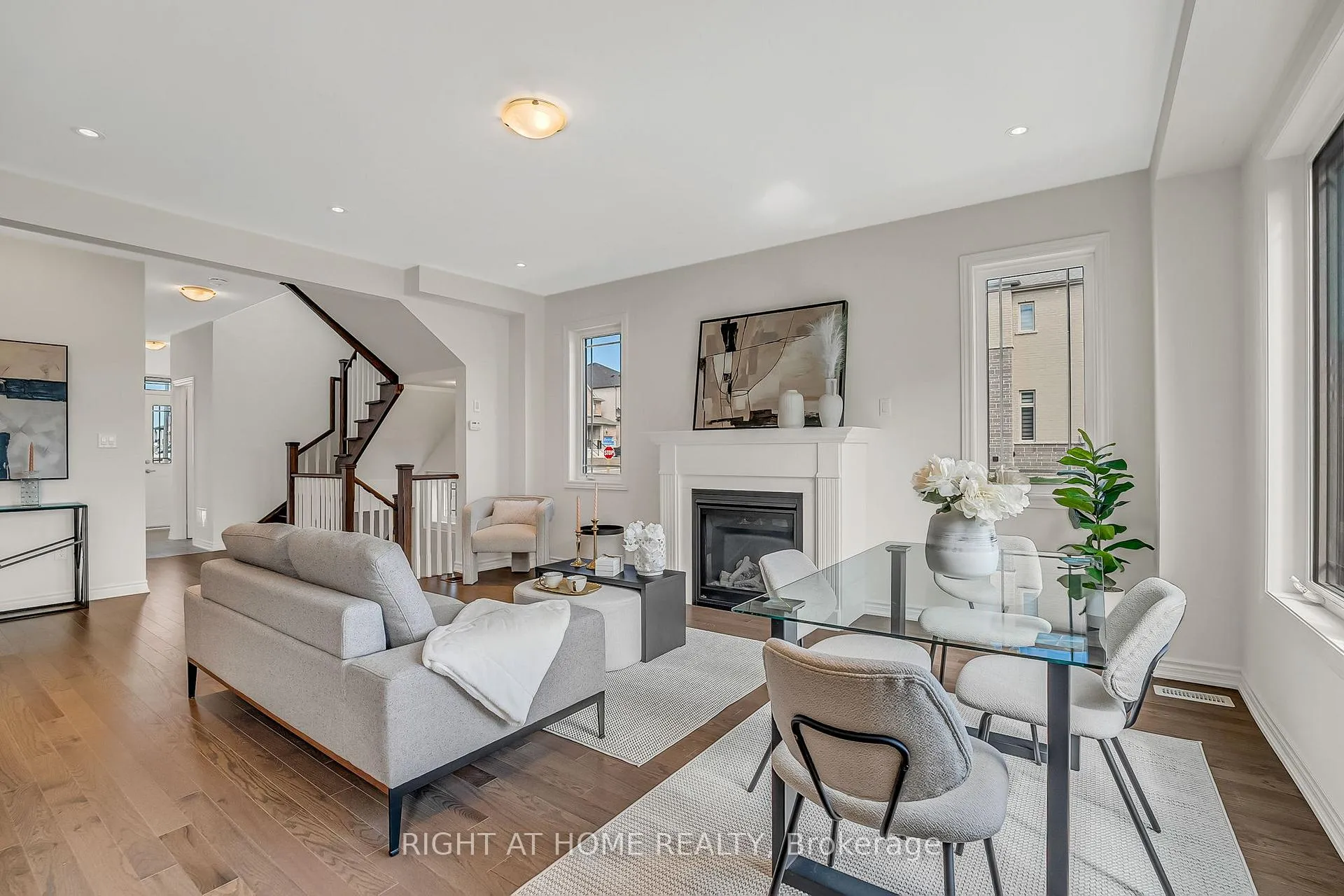 Photo 11 of 2091 Hallandale Street, Oshawa, Kedron — HOMEH
