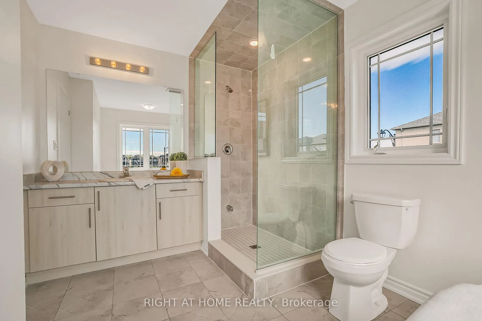 Photo 27 of 2091 Hallandale Street, Oshawa, Kedron — HOMEH
