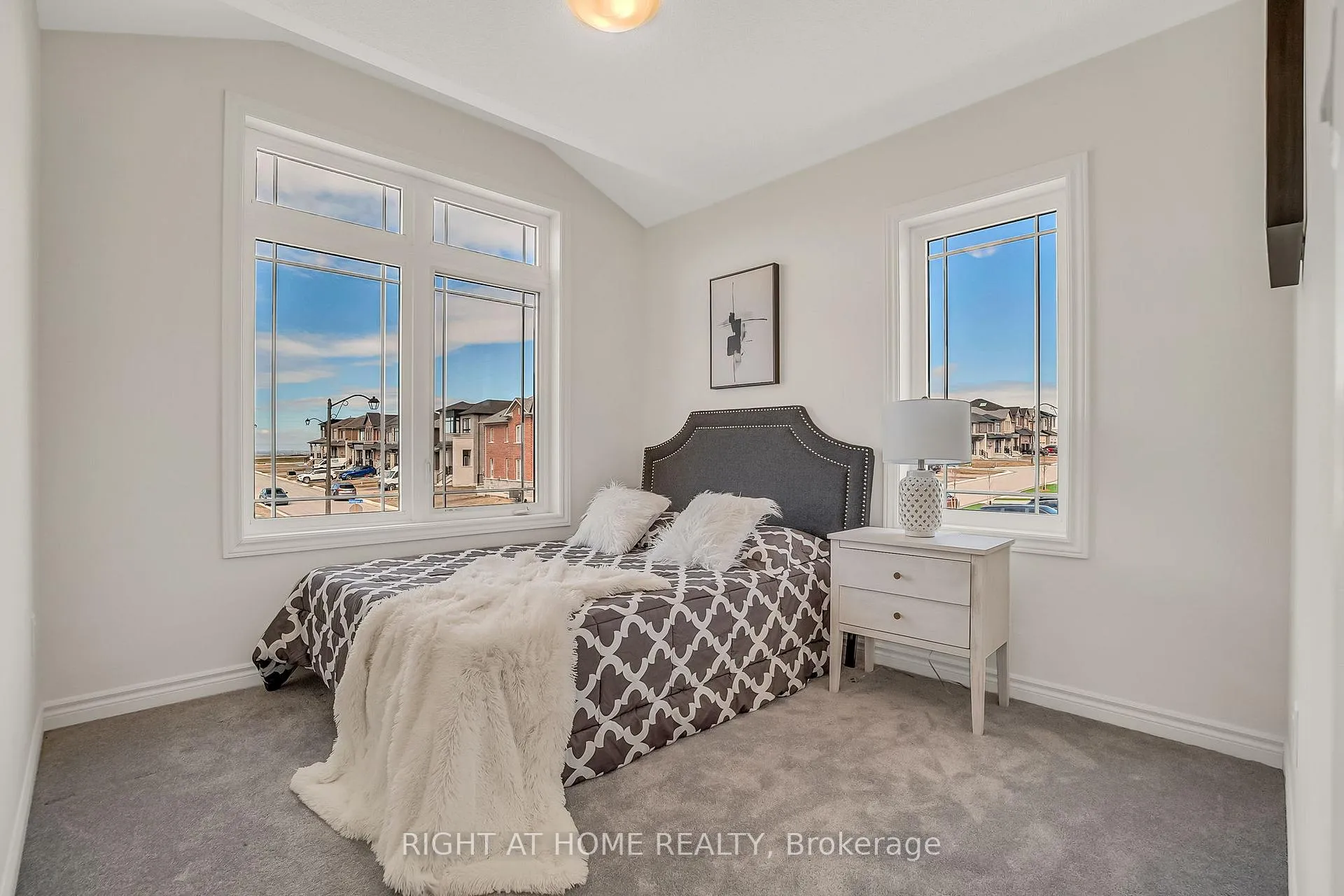 Photo 29 of 2091 Hallandale Street, Oshawa, Kedron — HOMEH