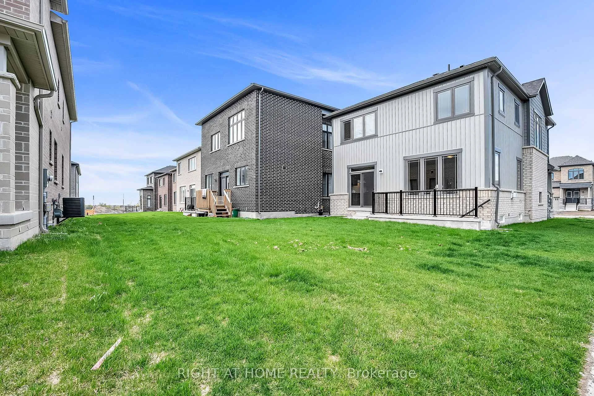 Photo 44 of 2091 Hallandale Street, Oshawa, Kedron — HOMEH