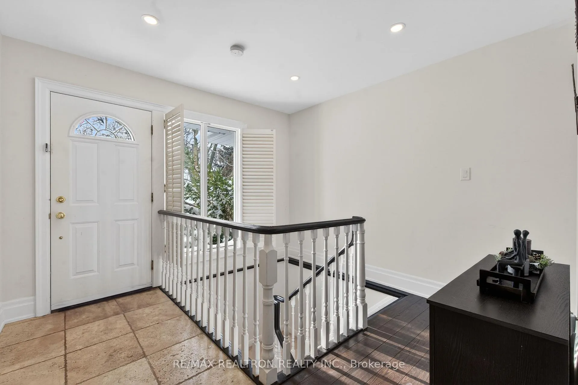 Photo 7 of 10 Idleswift Drive, Vaughan, Uplands — HOMEH