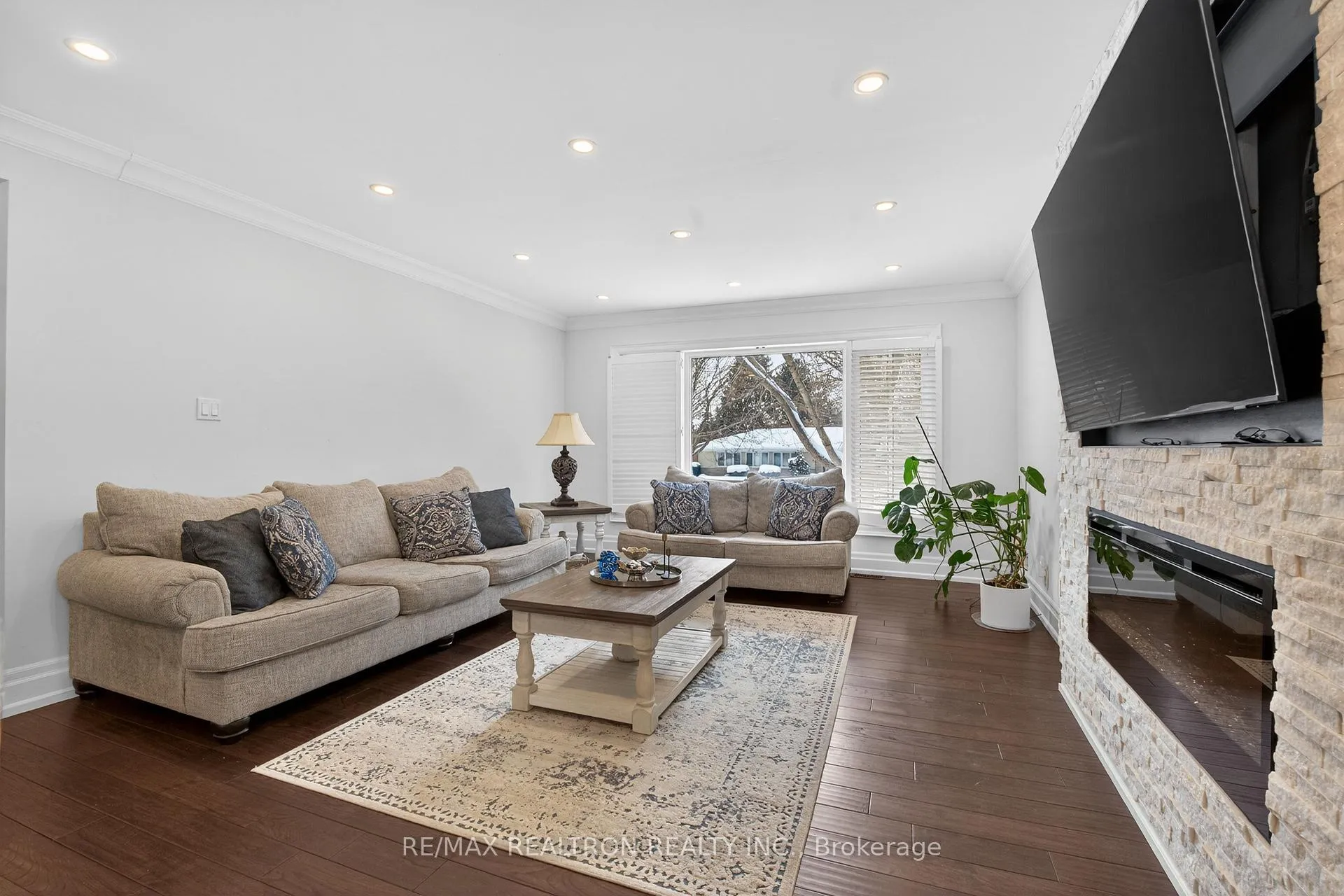 Photo 20 of 10 Idleswift Drive, Vaughan, Uplands — HOMEH